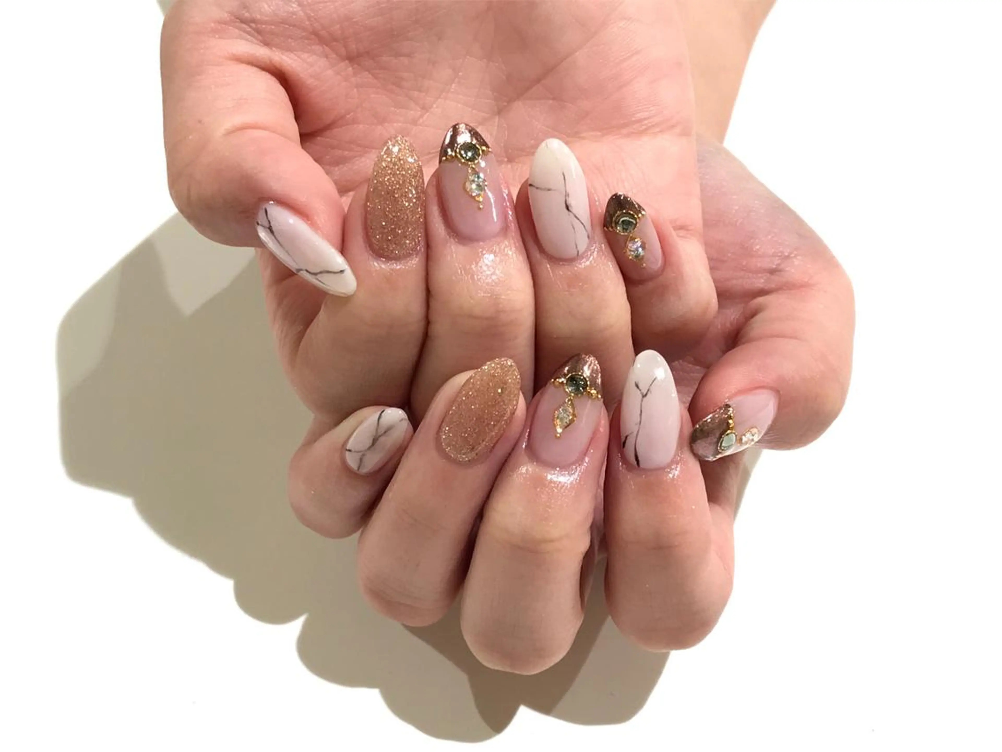 ネイル 舞田 苑香のネイルデザイン