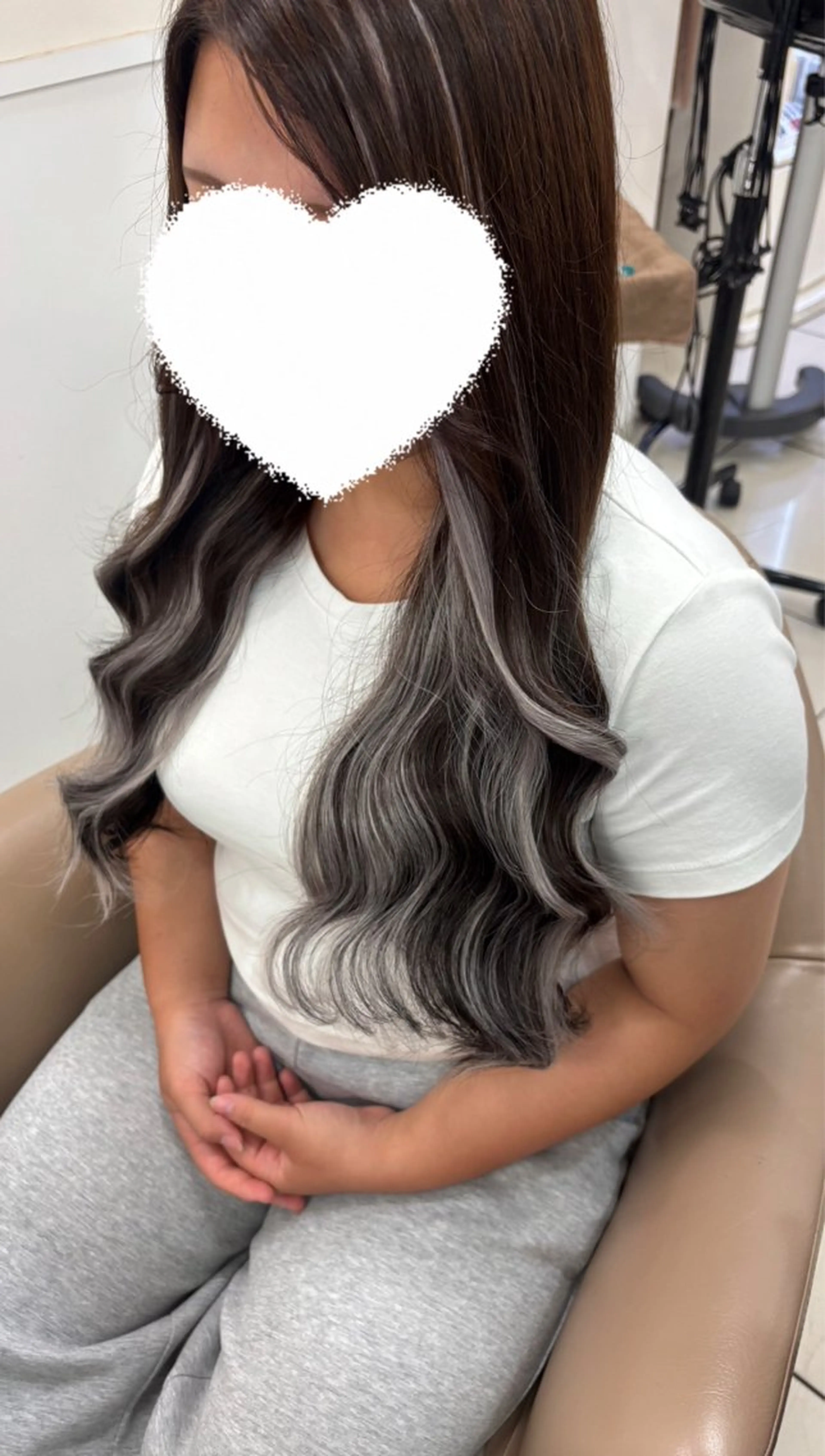 ロング カラー ヘアカラー エクステ 羽エクステ/シール エクステ/横浜駅5分のヘアスタイル