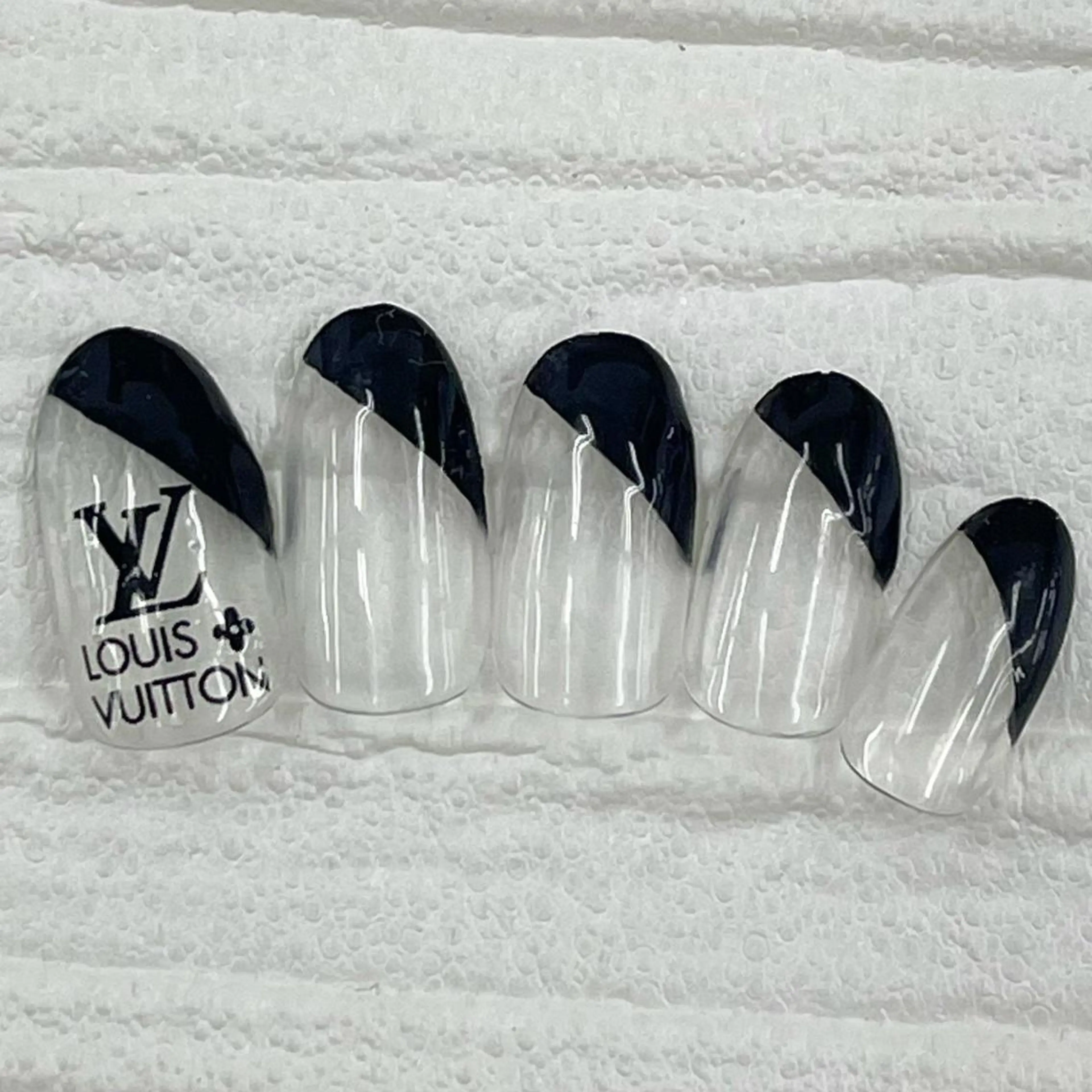 ネイル Nail salon Honey Beeのネイルデザイン