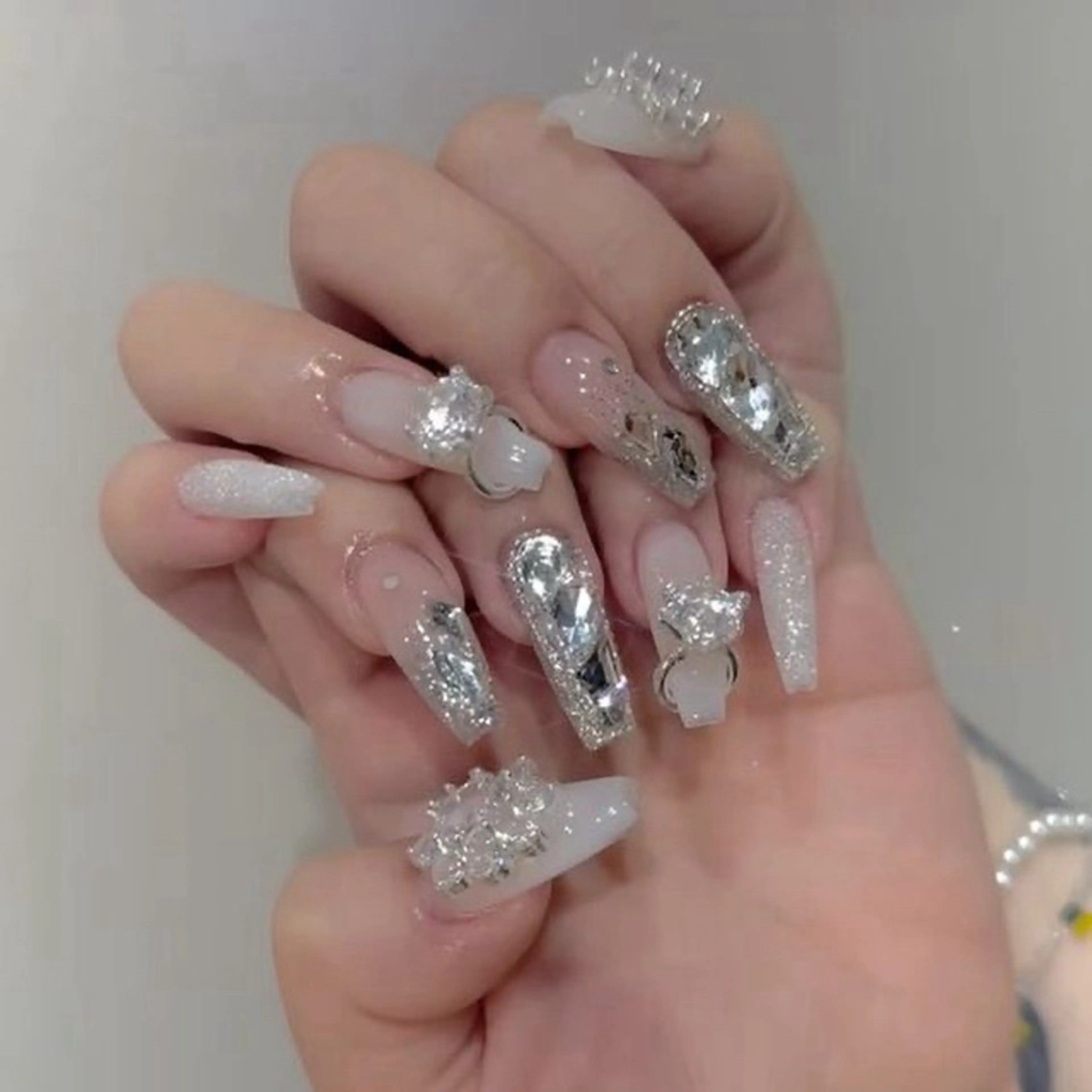 ネイル Queen Nail 柏店　クイーンネイルのネイルデザイン