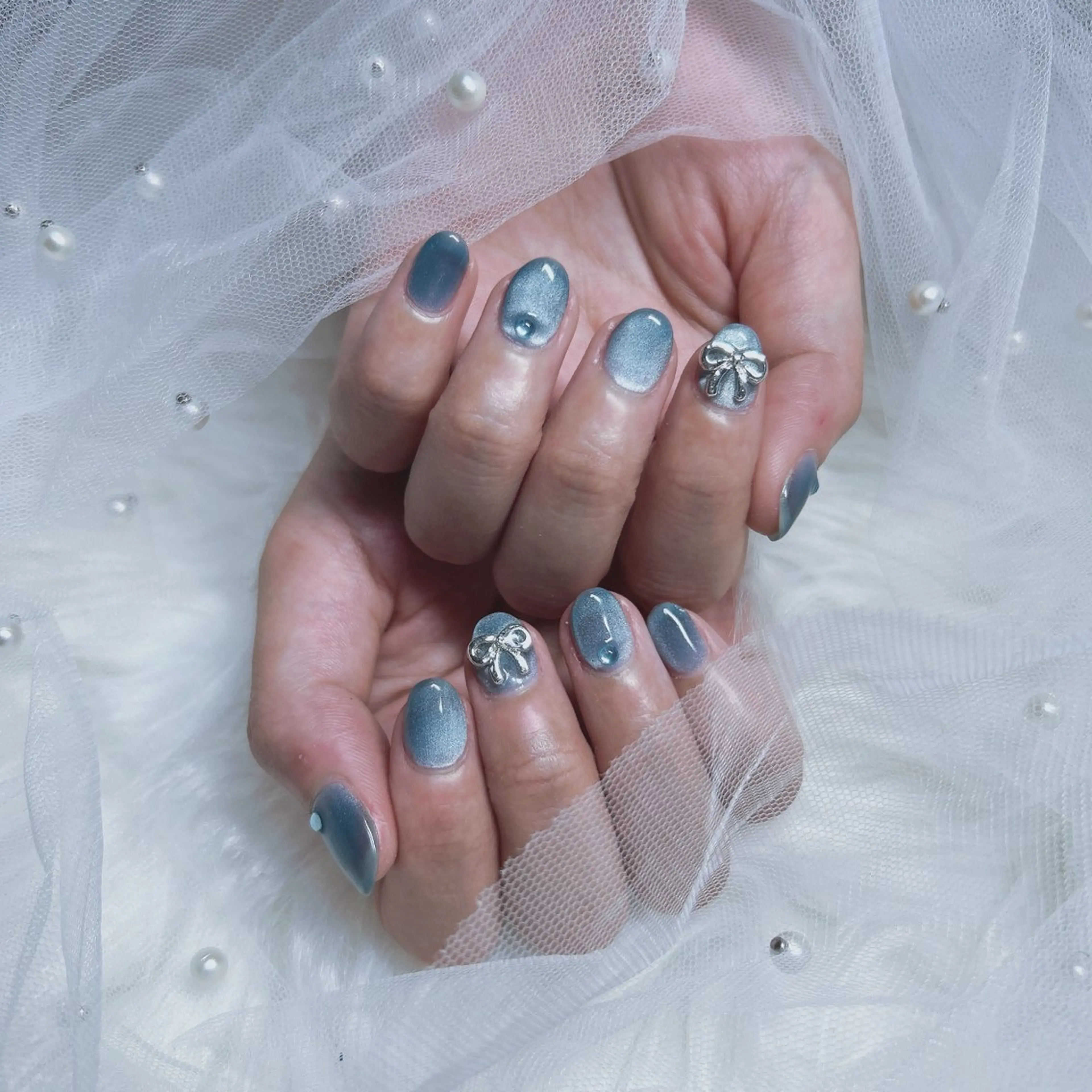 ネイル マグネットネイル マグネットワンカラー ワンカラーネイル リボン ち さのネイルデザイン