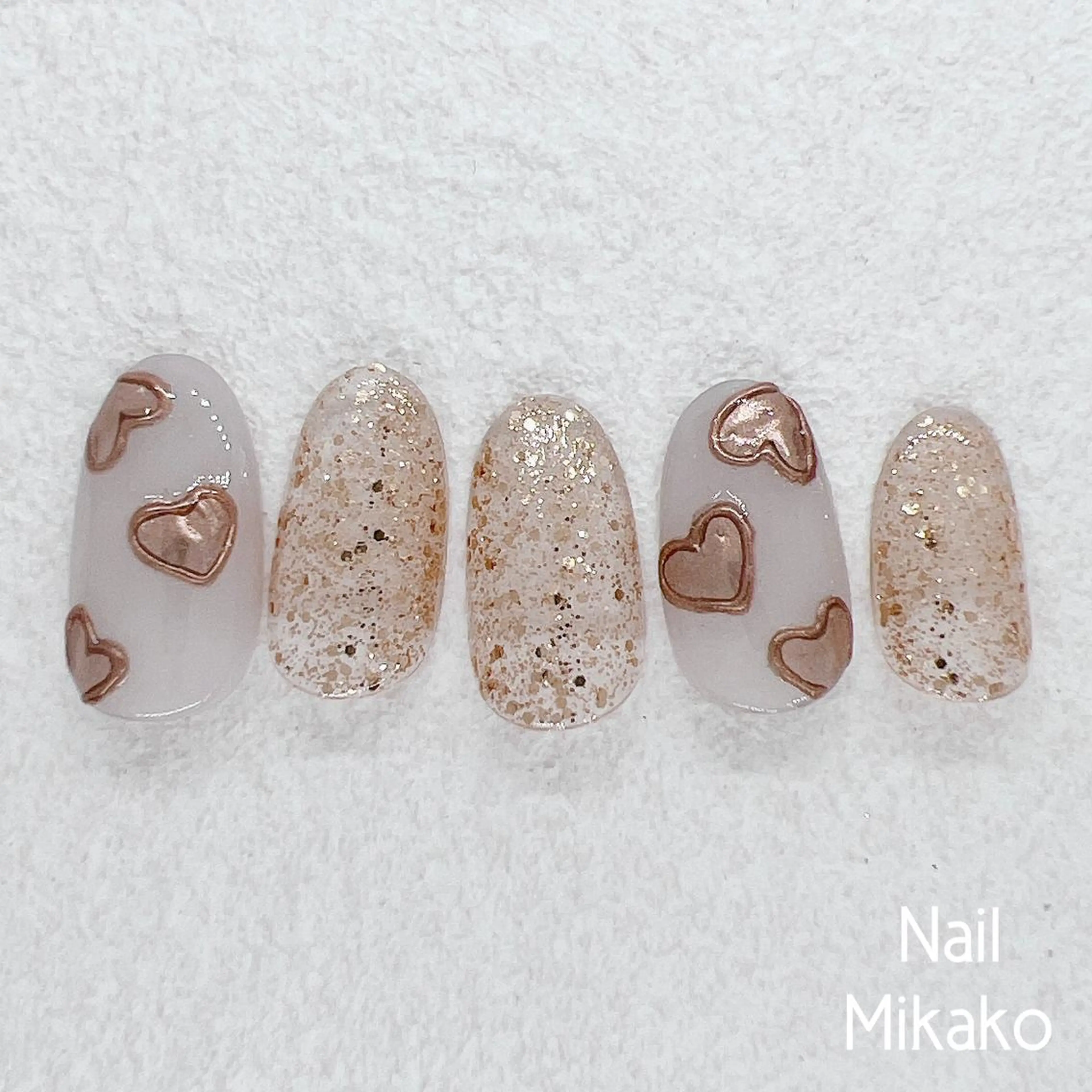 ネイル アイブロウ ハート 韓国ネイル ミラーネイル ハンドネイル Nail_Mikako所属・Nail Mikakoのネイルデザイン