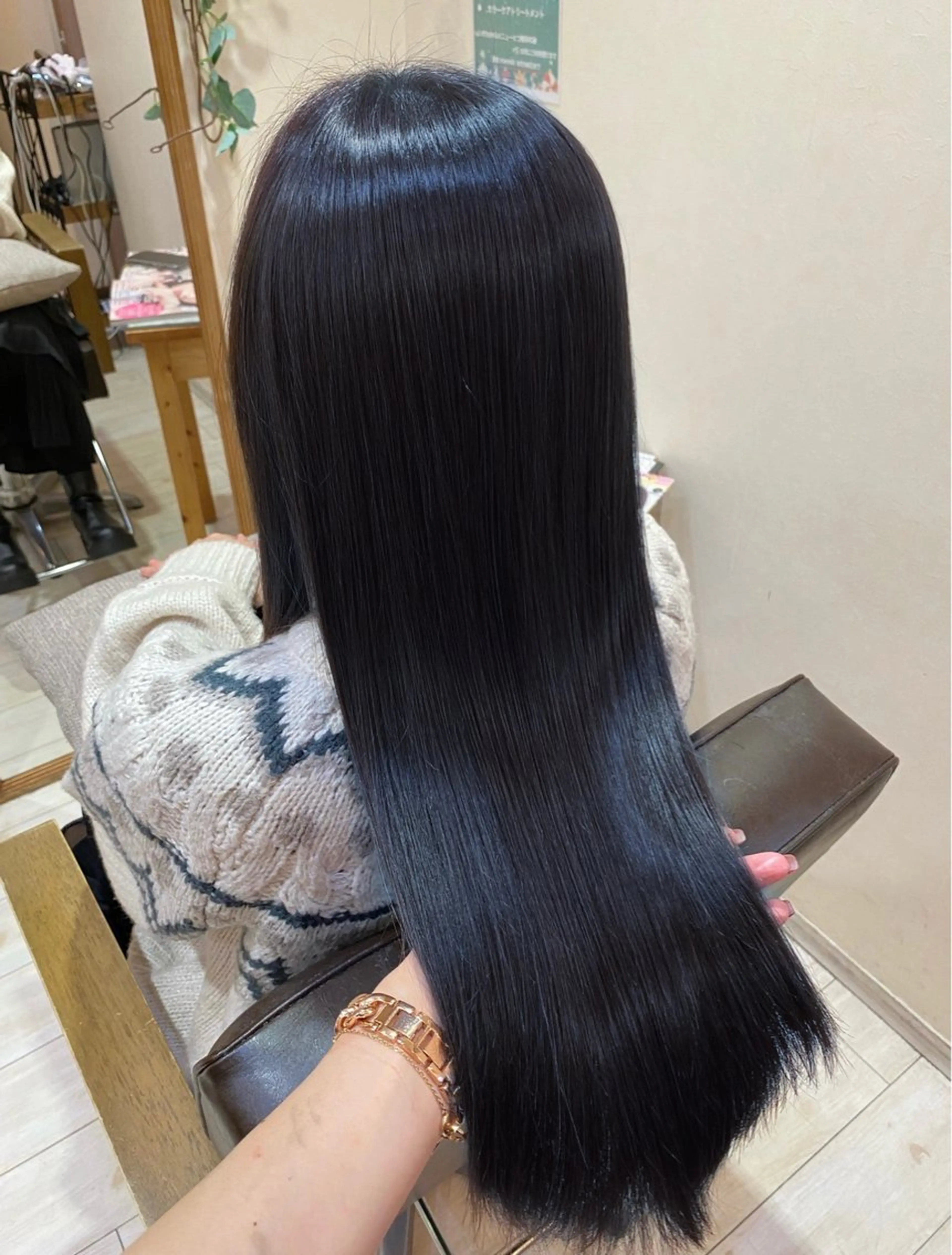 ロング カラー 寒色/艶カラー 🐺❄️/ yuu.のヘアスタイル