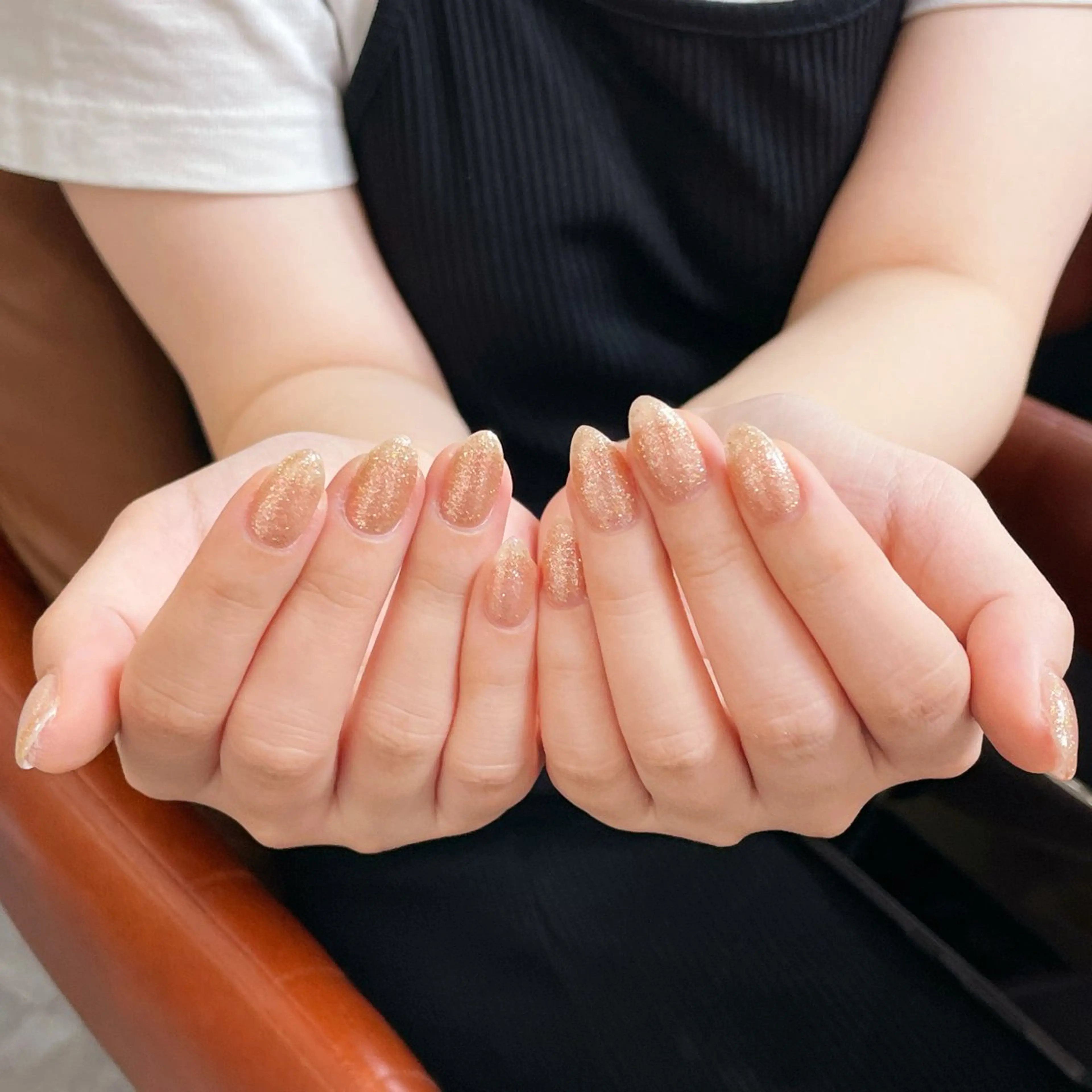 ネイル アートネイル オーロラネイル ガーリー キラキラネイル 韓国ネイル ハンドネイル ハンドケア DEMAIN- 🌸のネイルデザイン