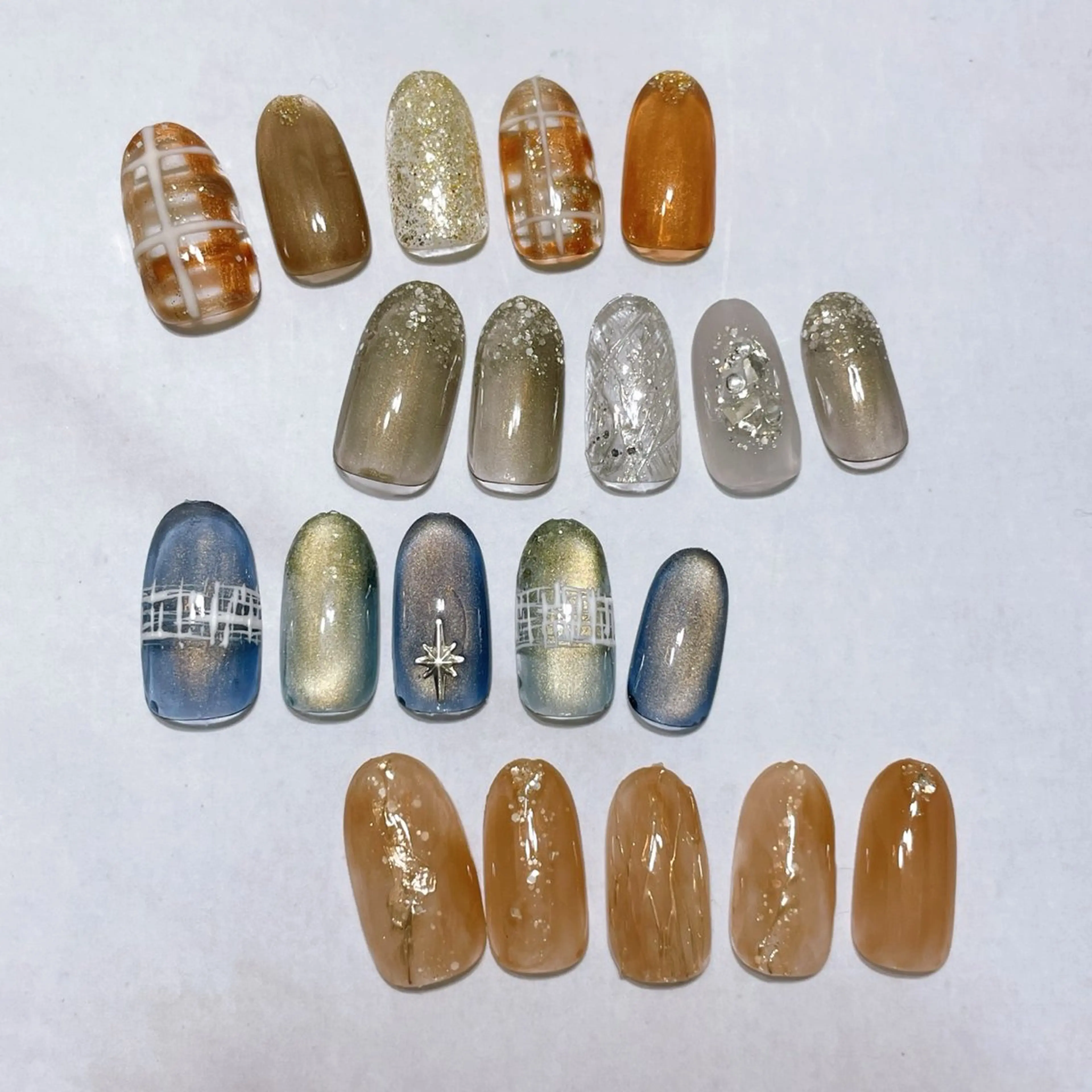 定額Cコース(ニュアンス/アート4本)の写真