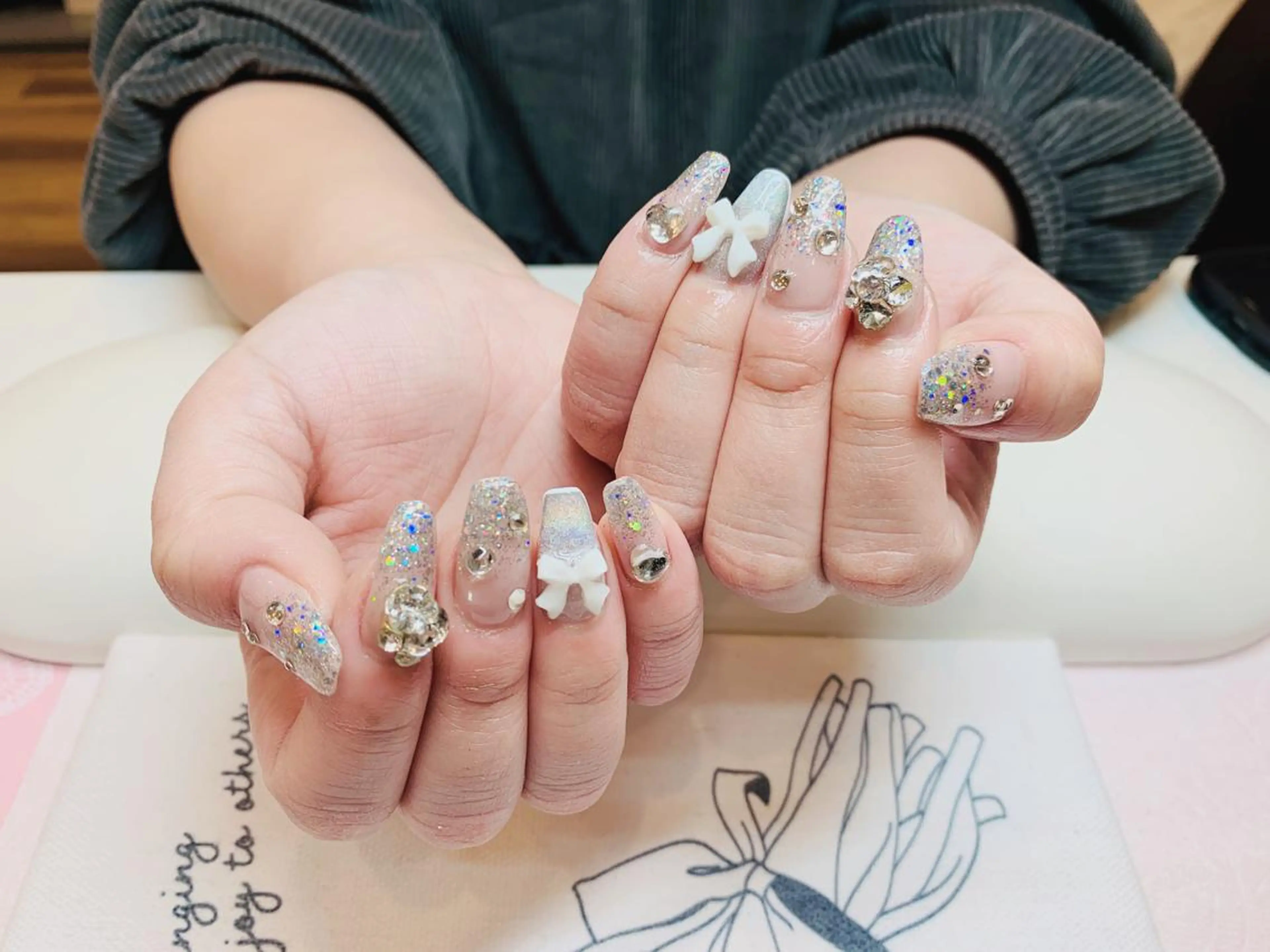 ネイル アートネイル Ui_Amor (パラジェル)のネイルデザイン