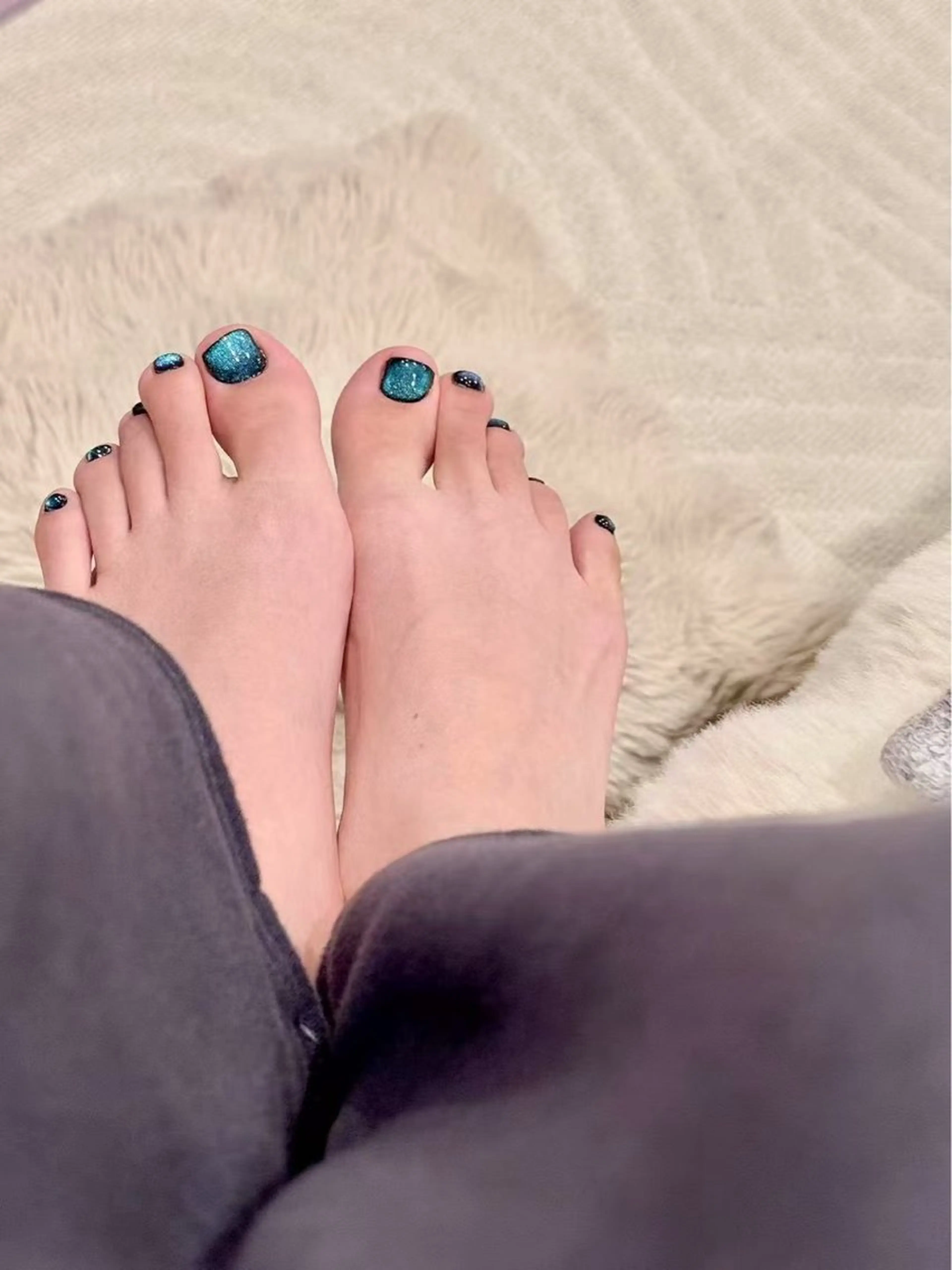 ネイル ブルー キューティプティ池袋東口店所属・🍒✨萌 萌✨🍒のネイルデザイン