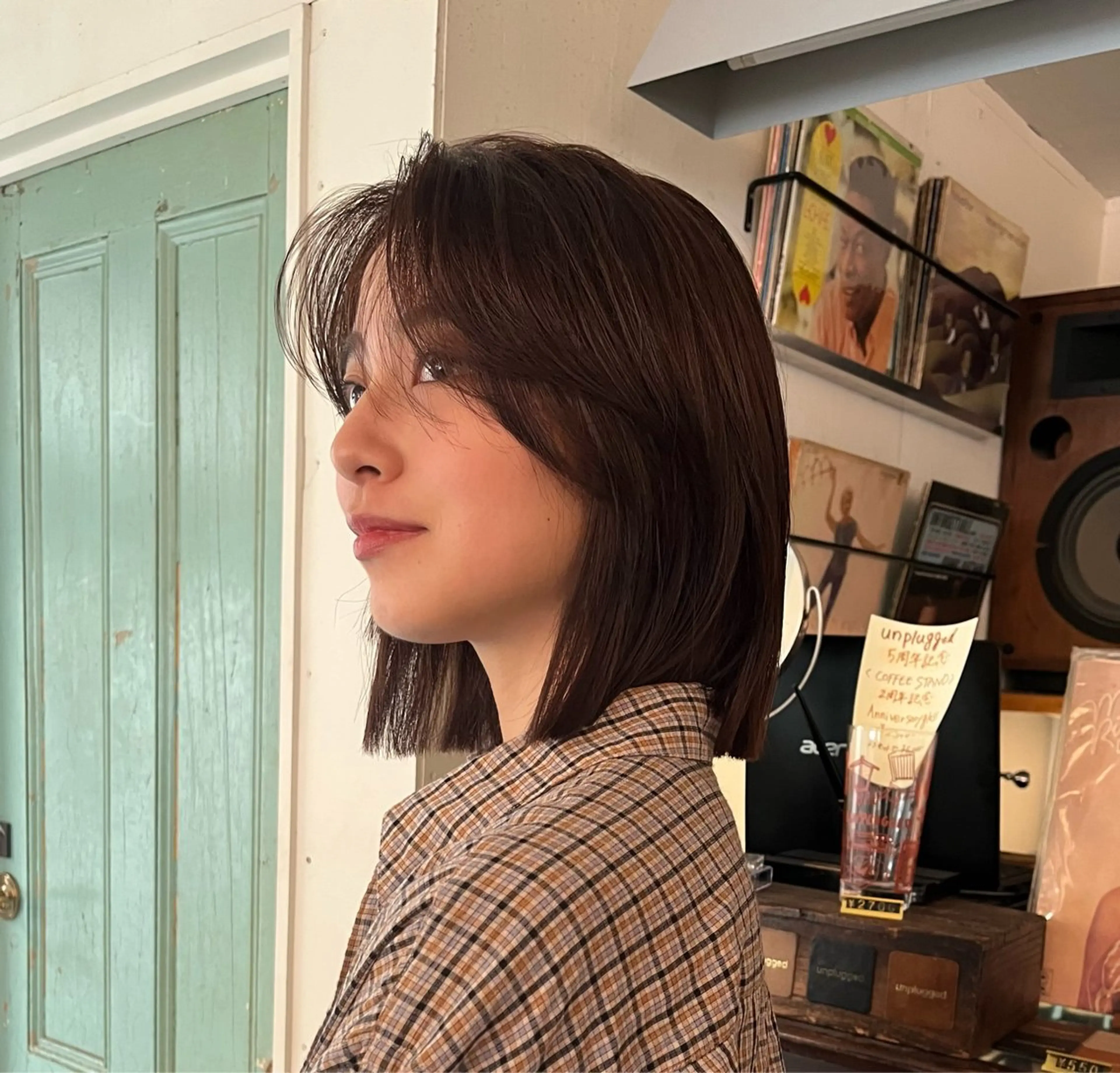 ミディアム 切りっぱなしボブ ボブ カット ブリーチなし/透明感 /ショート/大世のヘアスタイル