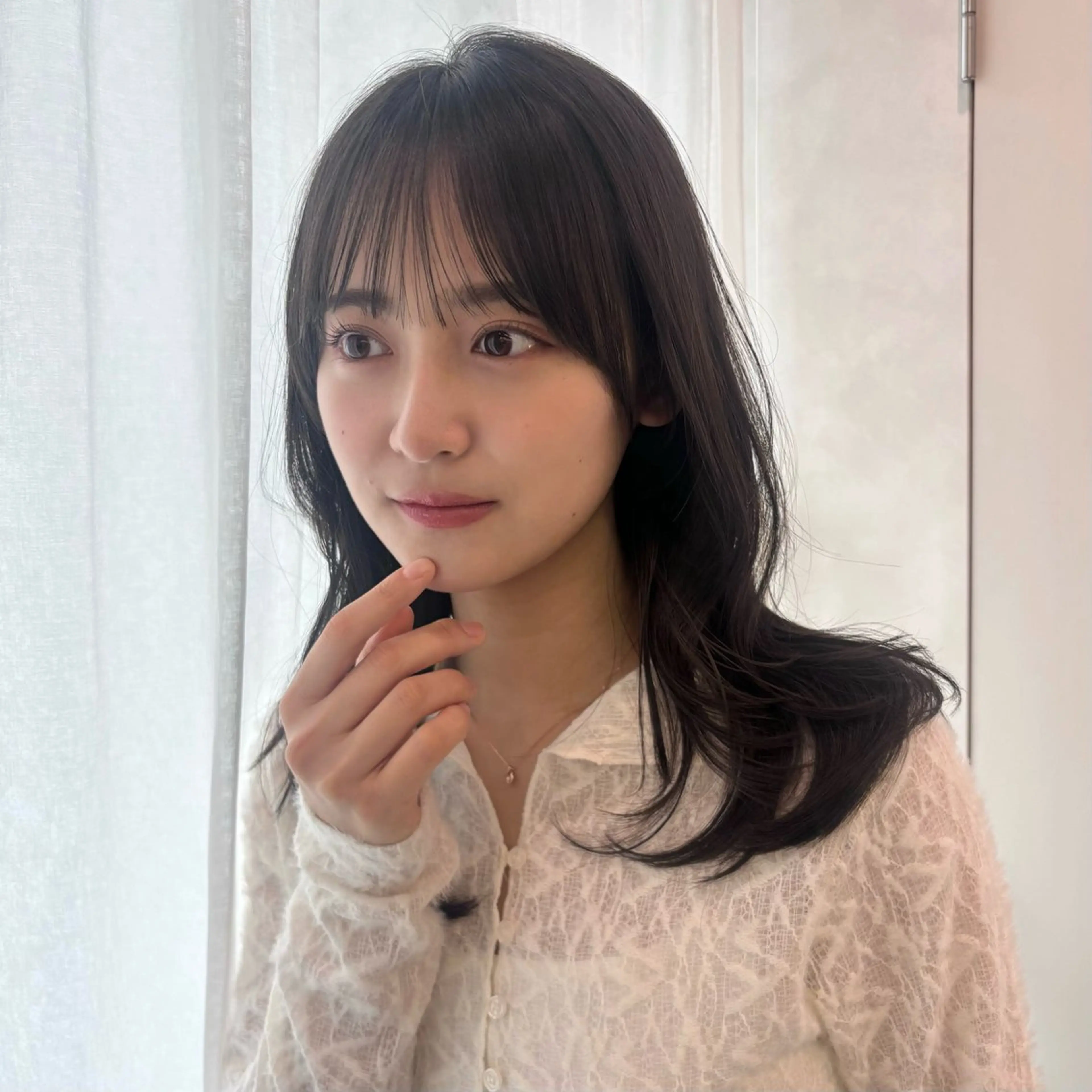 ミディアム 透明感カラー/ レイヤー🪽千優のヘアスタイル