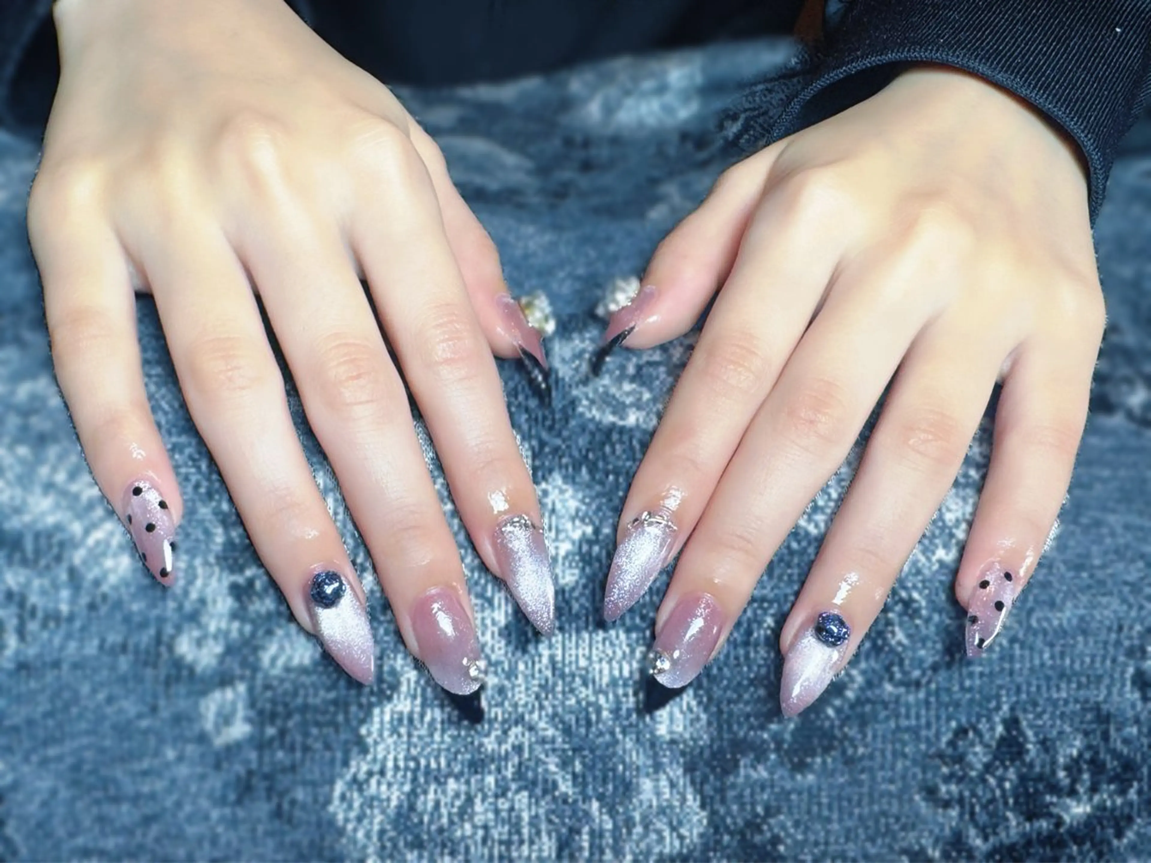 ネイル Atelier Violetteのネイルデザイン