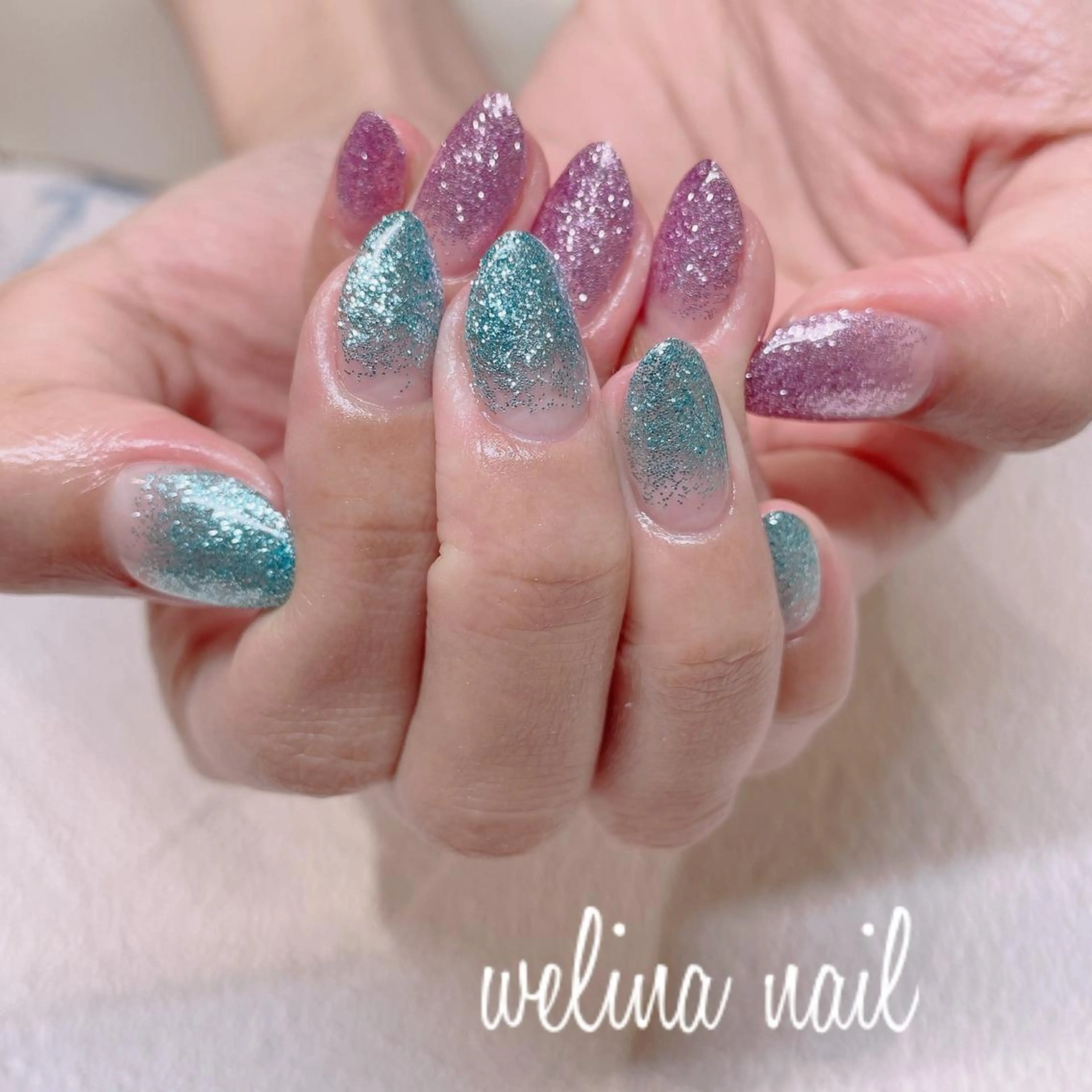 ネイル グラデーション ラメ(グリッター) ラメグラデーション WELINA nail salonのエステ・リラクイメージ