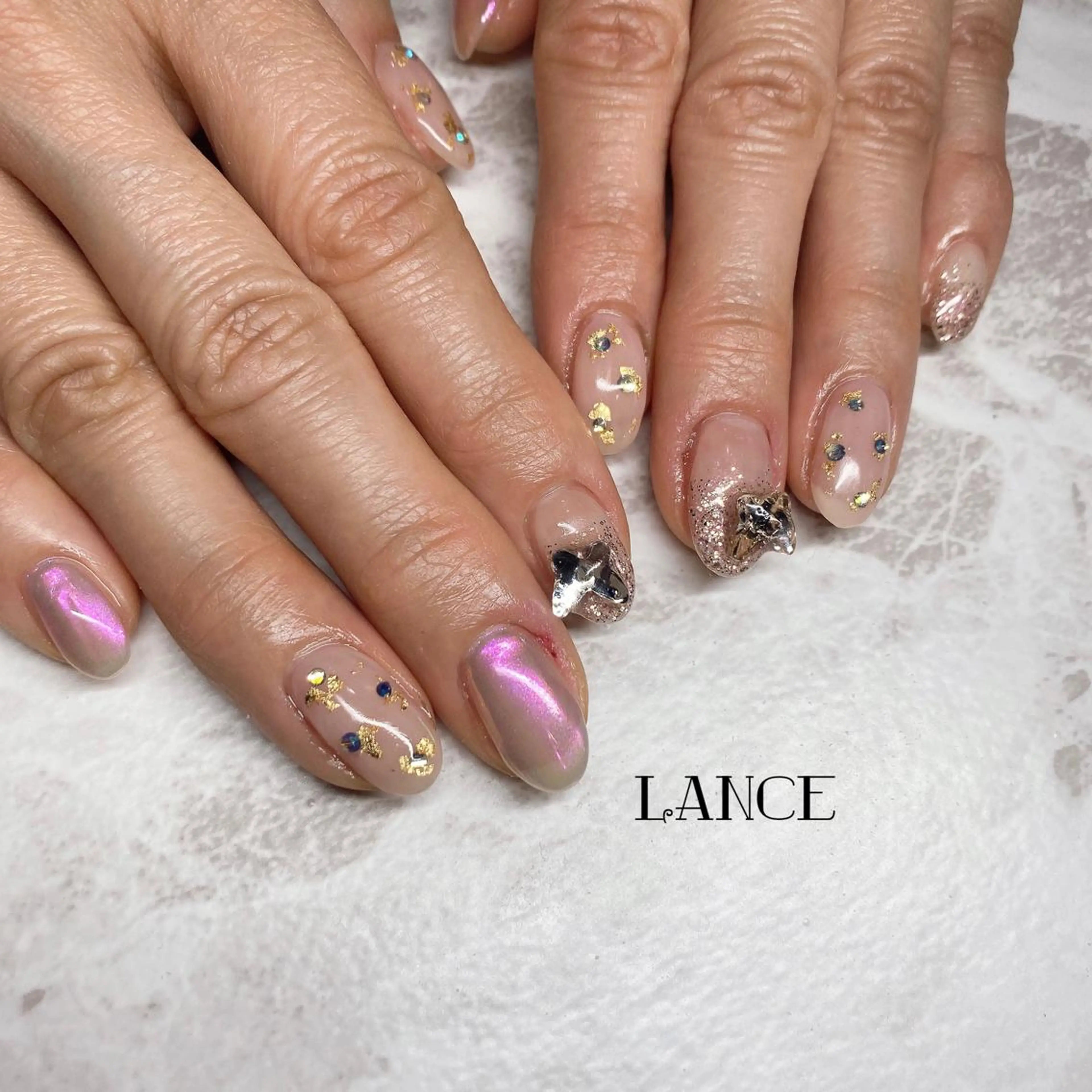 ミディアム ハンドネイル Lance nailのネイルデザイン