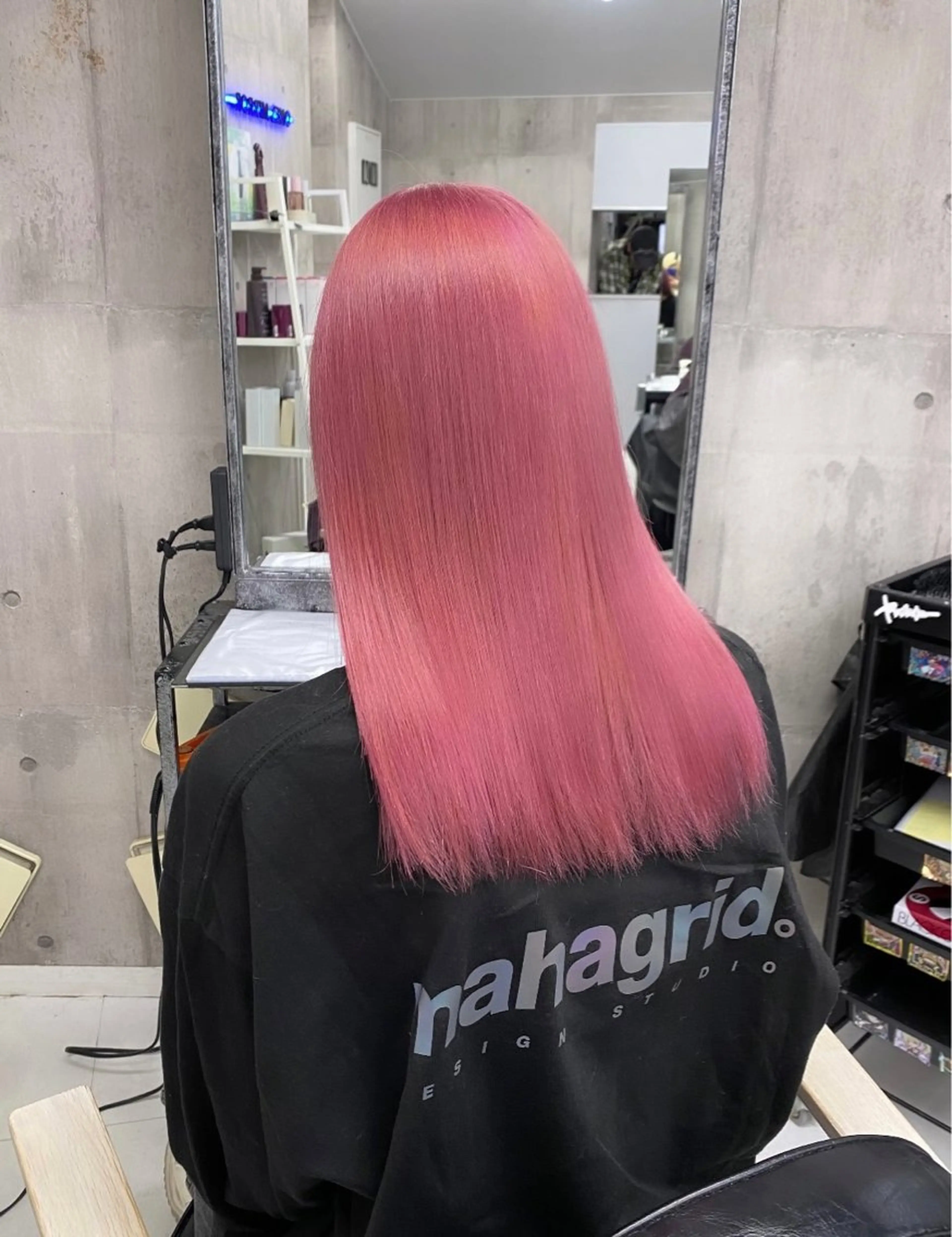 ロング カラー ヘアアレンジ メンズ ヘアカラー のん🎀ハイトーン/ レイヤーカット🐳のヘアスタイル