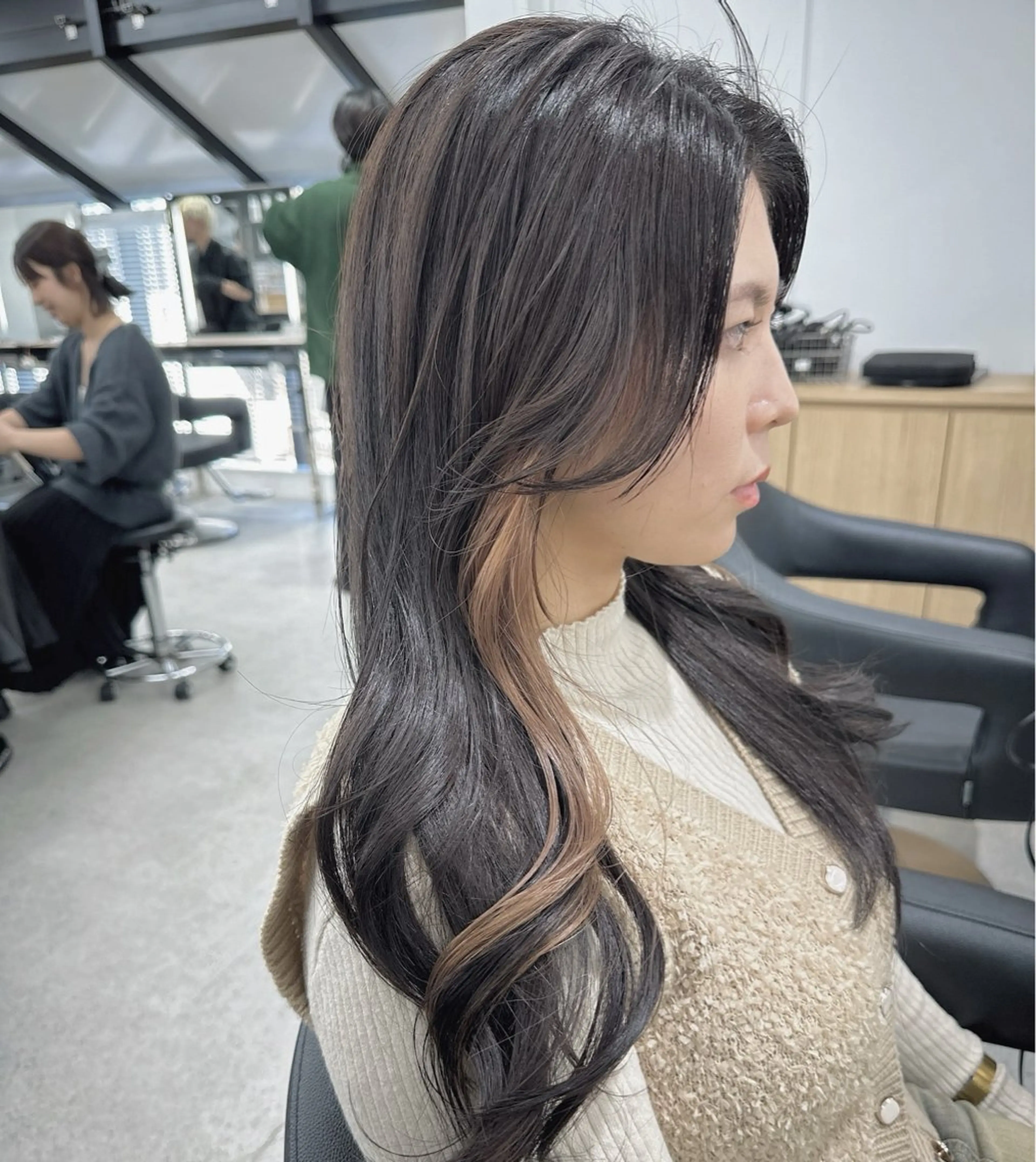 ロング カラー インナーカラー ヘアカラー トリートメント ヘアセット くすみミルクティー／ ブラウン🪡TOWAのヘアスタイル