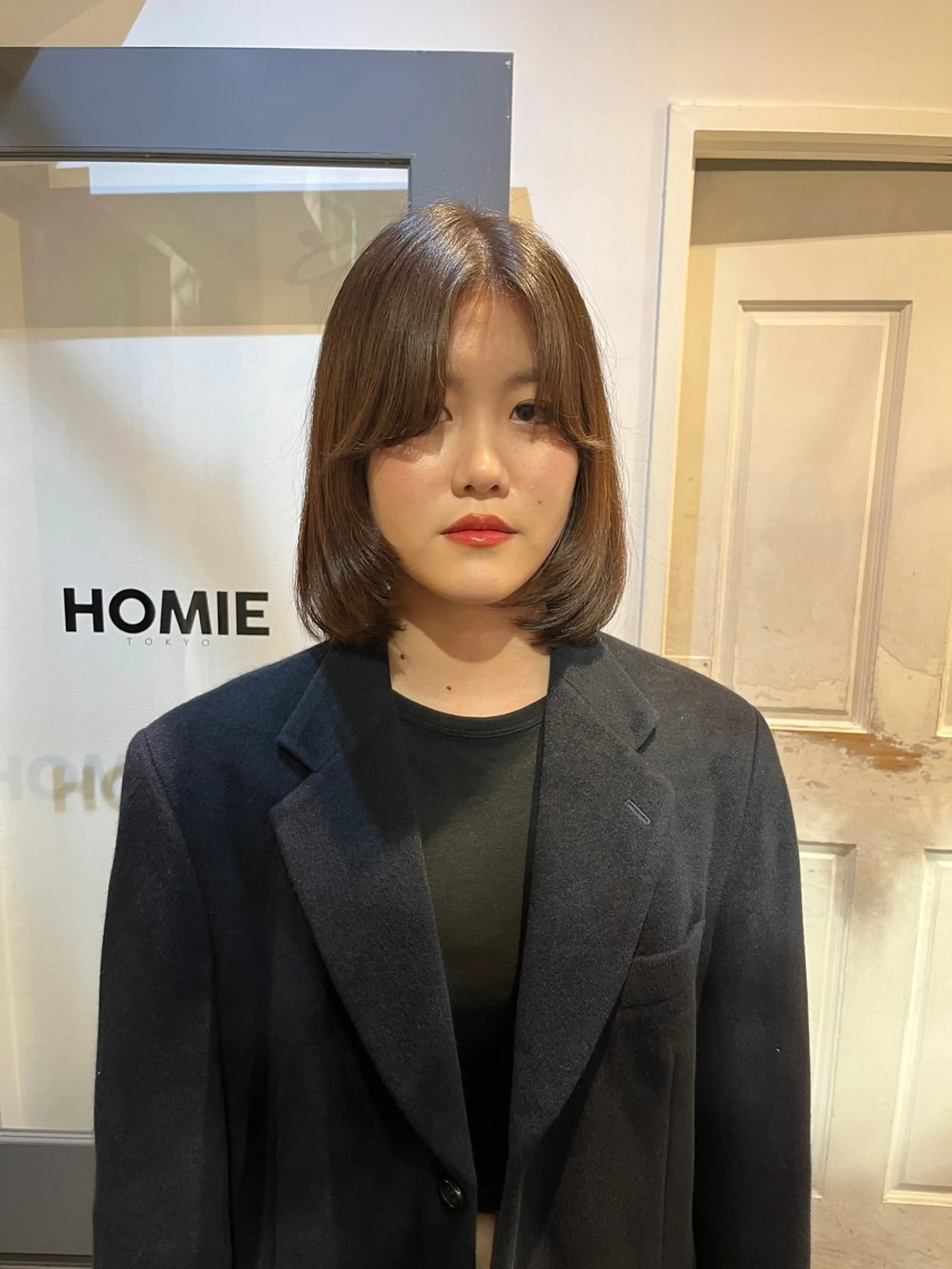 ミディアム HOMIE TOKYO所属・sora / 渋谷 / ハイトーンのヘアスタイル