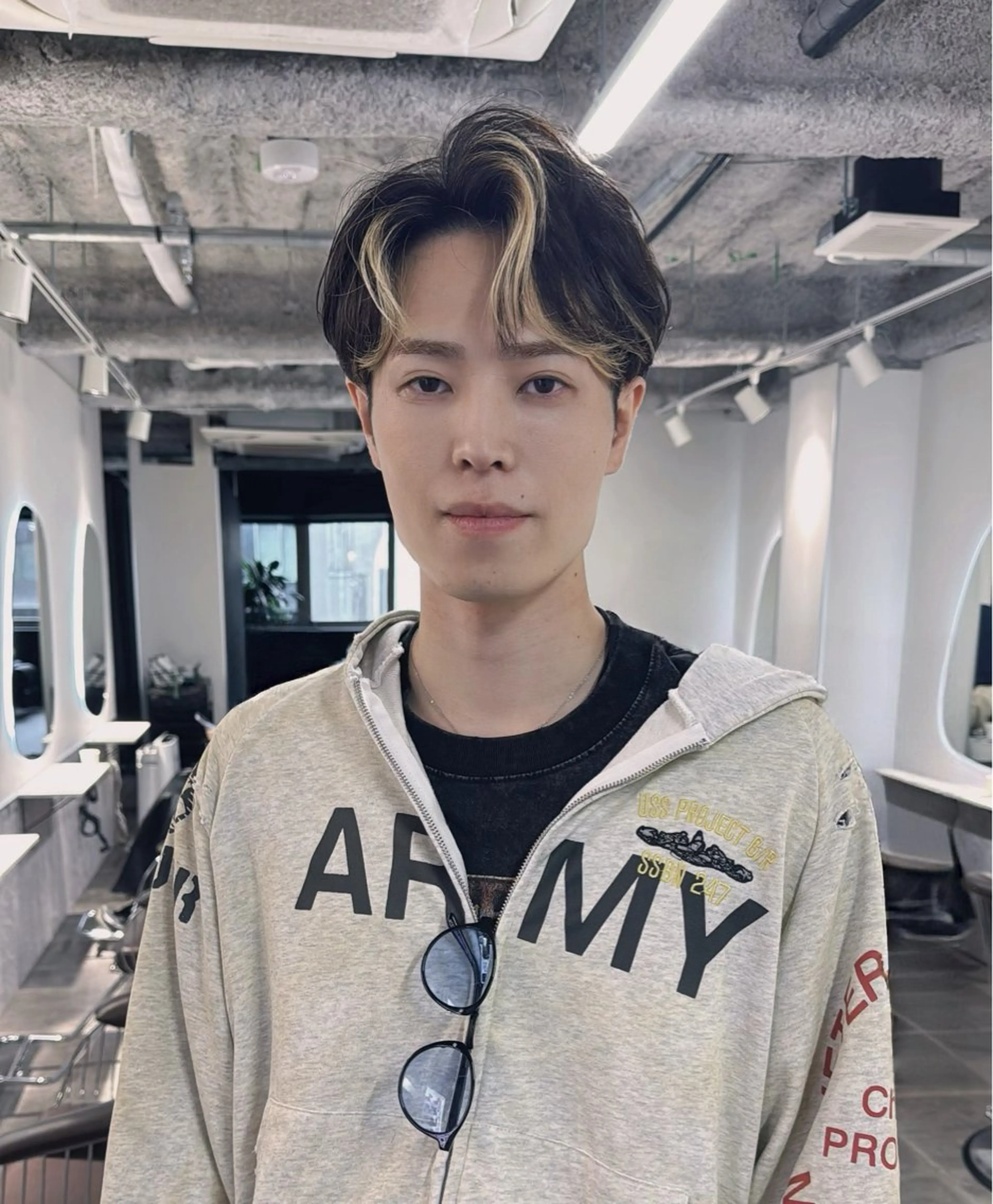 ショート メンズ 新宿/髪質改善/ レイヤー/サカキのヘアスタイル