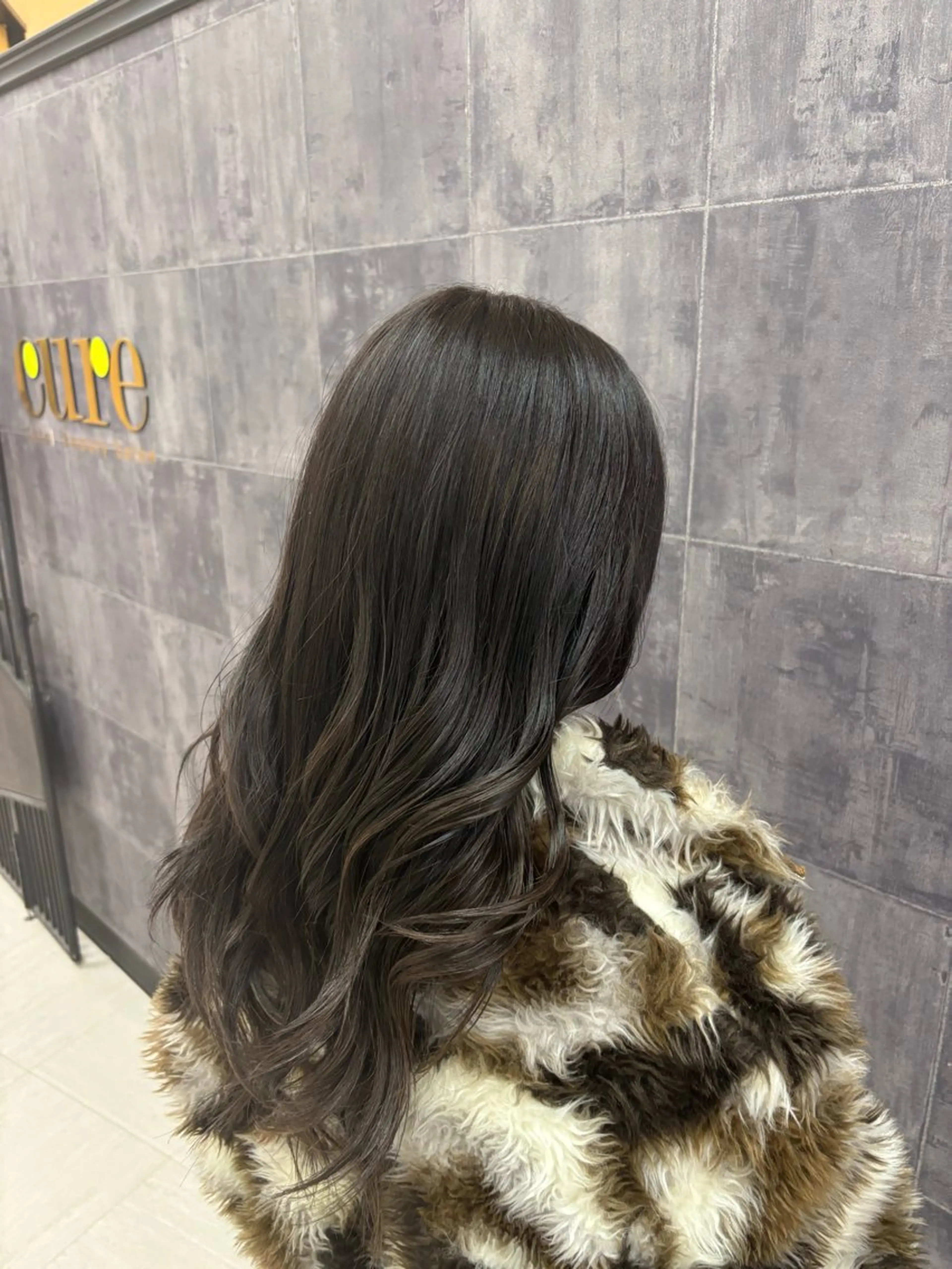 ロング カラー 透明感カラー グレージュ オリーブグレージュ オリーブグレー カット ヘアカラー ショート/カラー /メンズヘア/魁人のヘアスタイル