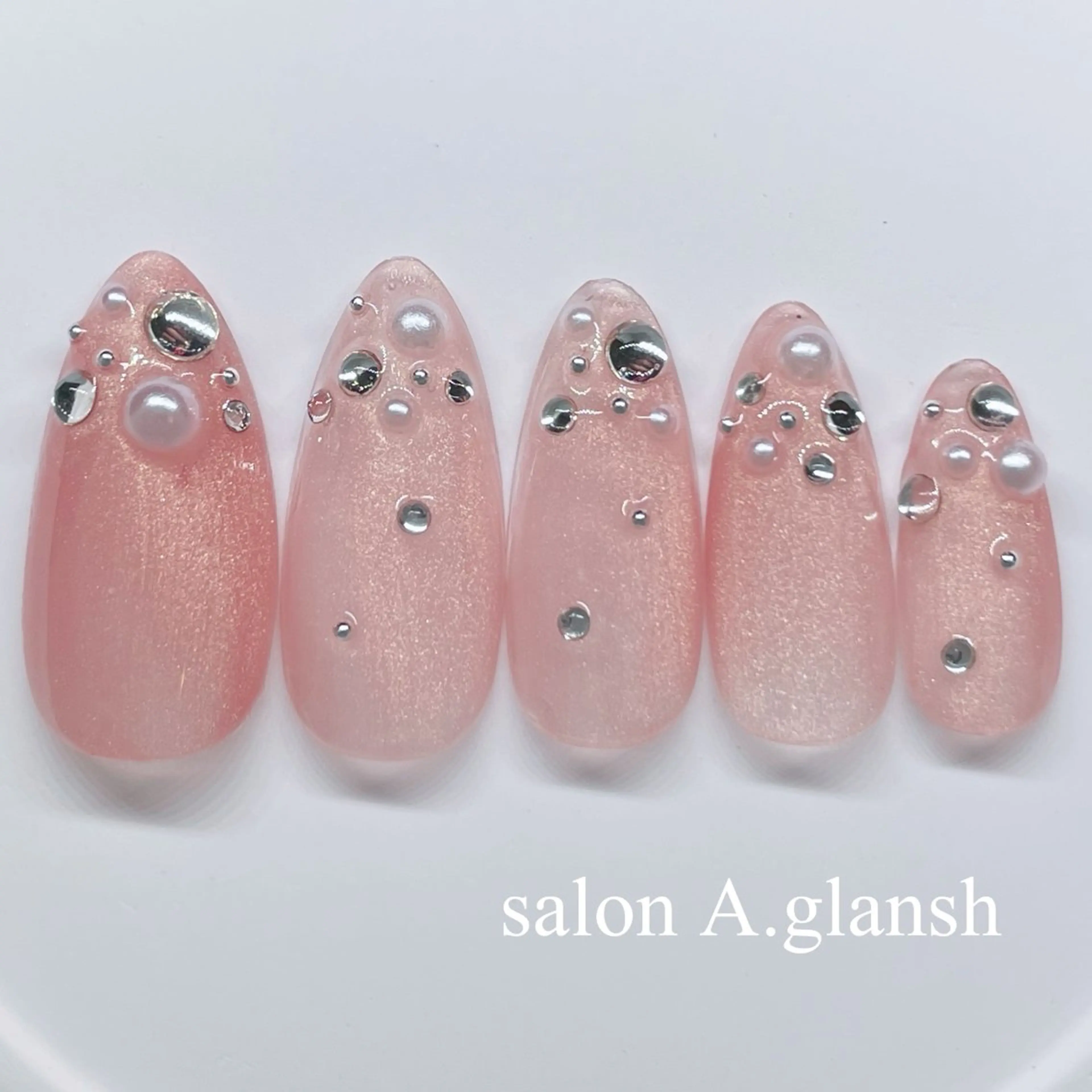 ネイル ハンドネイル salon A.glansh所属・肌質改善salon♪ 効果がわかる♪南森町のネイルデザイン
