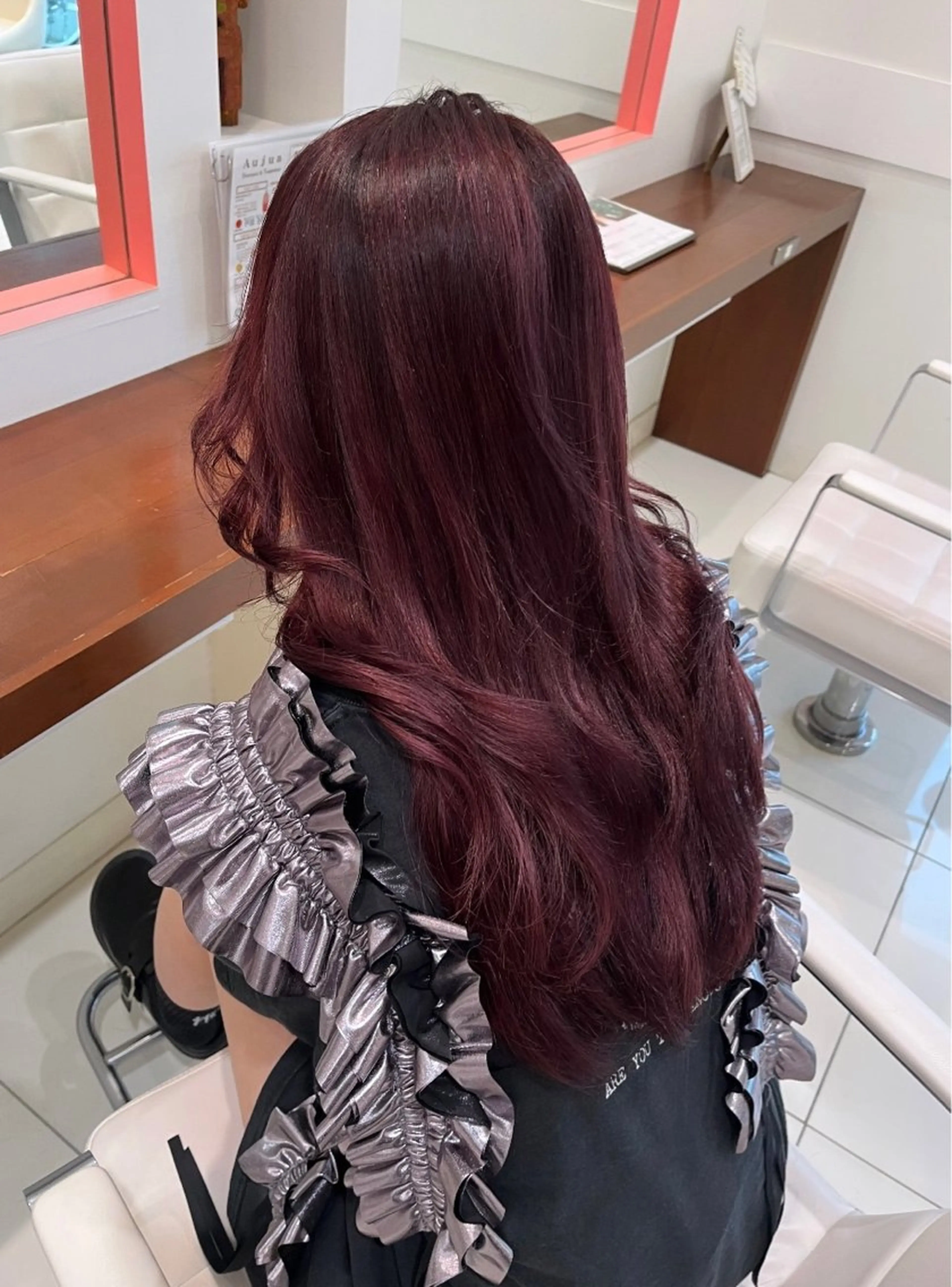 カラー HOLON池袋所属・ウルフカット ハッシュカット/七海のヘアスタイル