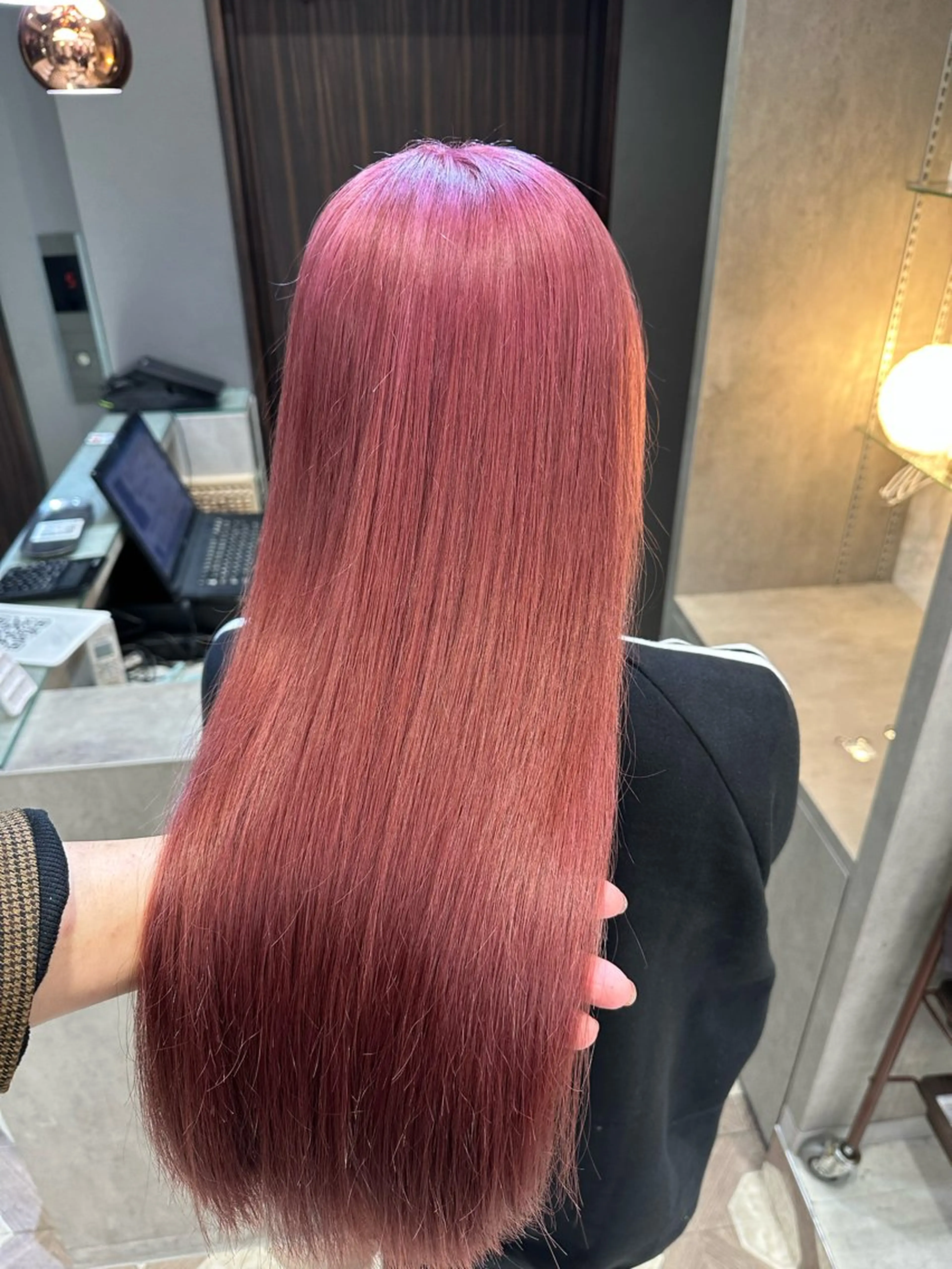 ロング カラー ヘアカラー AYAKASA 暖色カラー/レイヤーのヘアスタイル