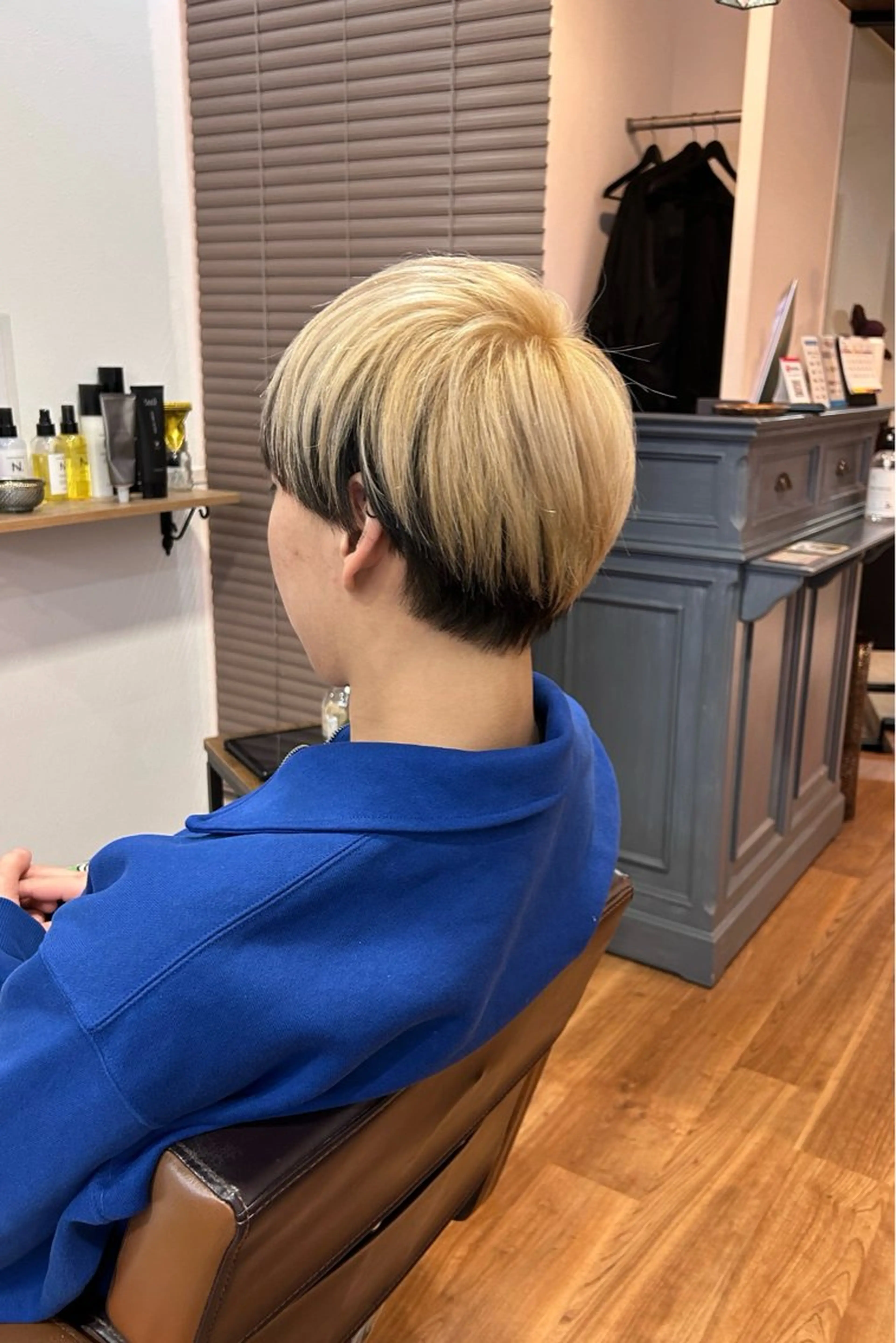 ショート カラー メンズ メンズブリーチ ブリーチ ヘアカラー flower所属・原田 歩実のヘアスタイル