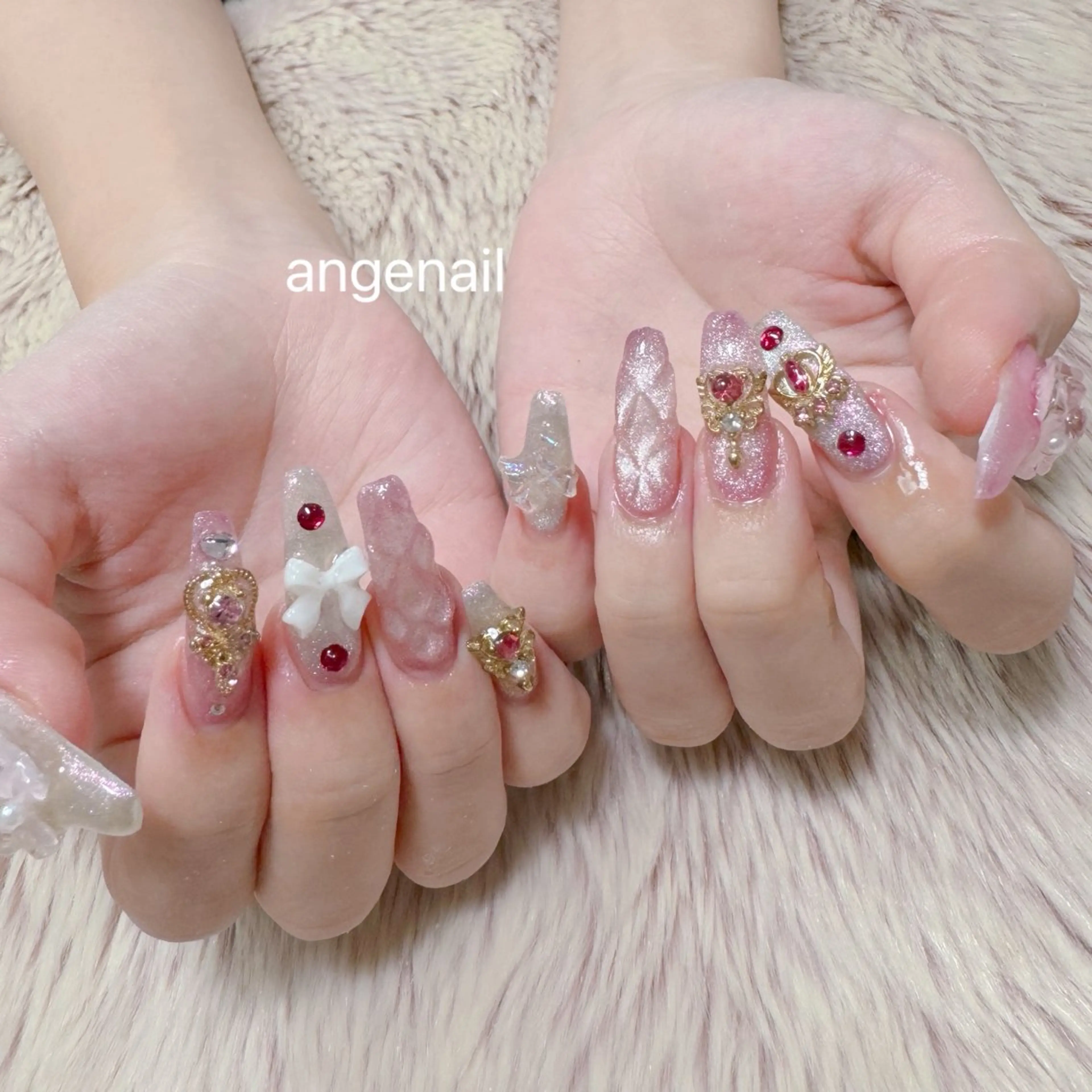 ネイル ハンドネイル オーナーネイリスト MAKIのネイルデザイン