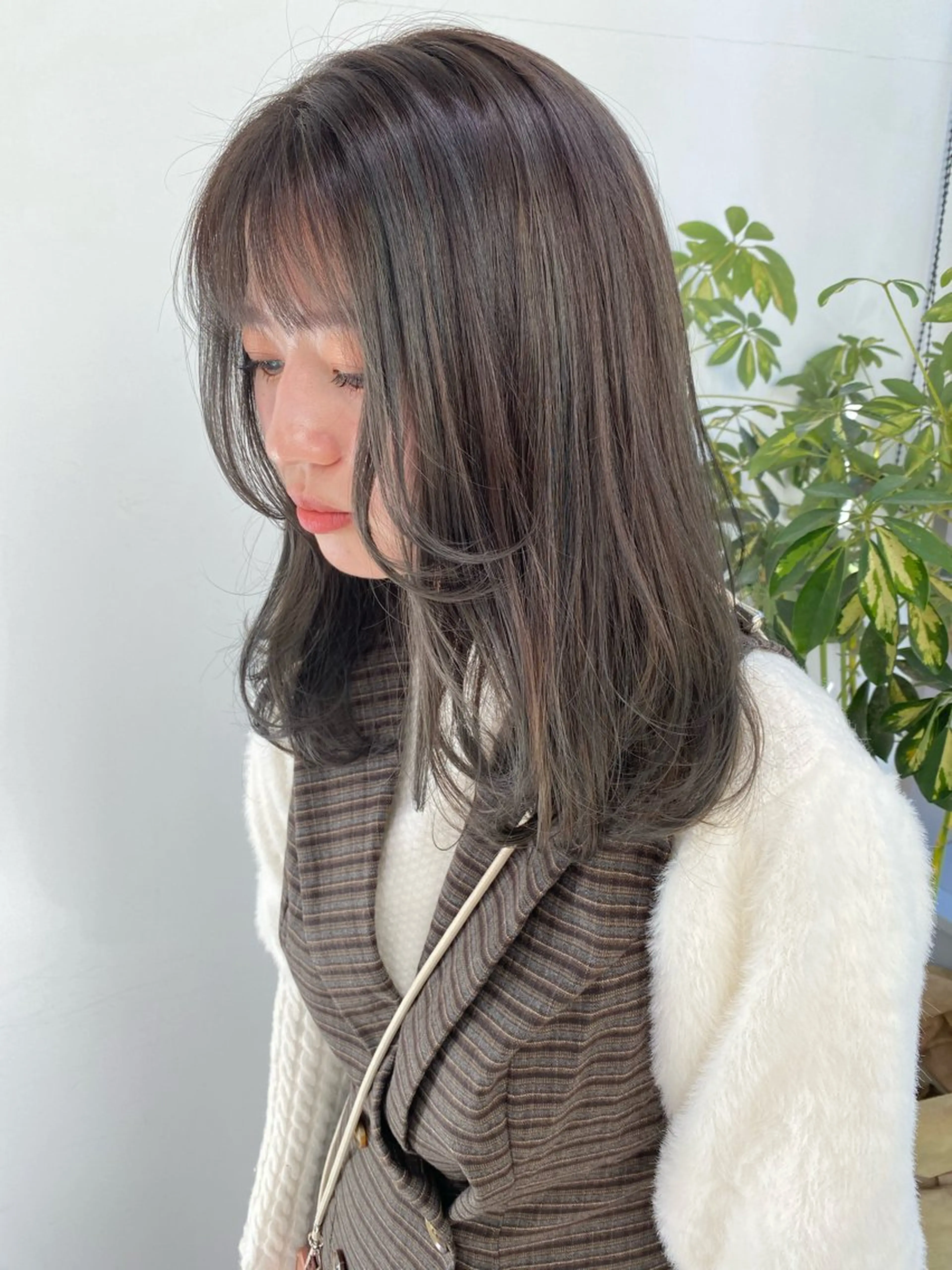 セミロング カラー pista by primal所属・🌼ハイライト透明感 🌼maiのヘアスタイル