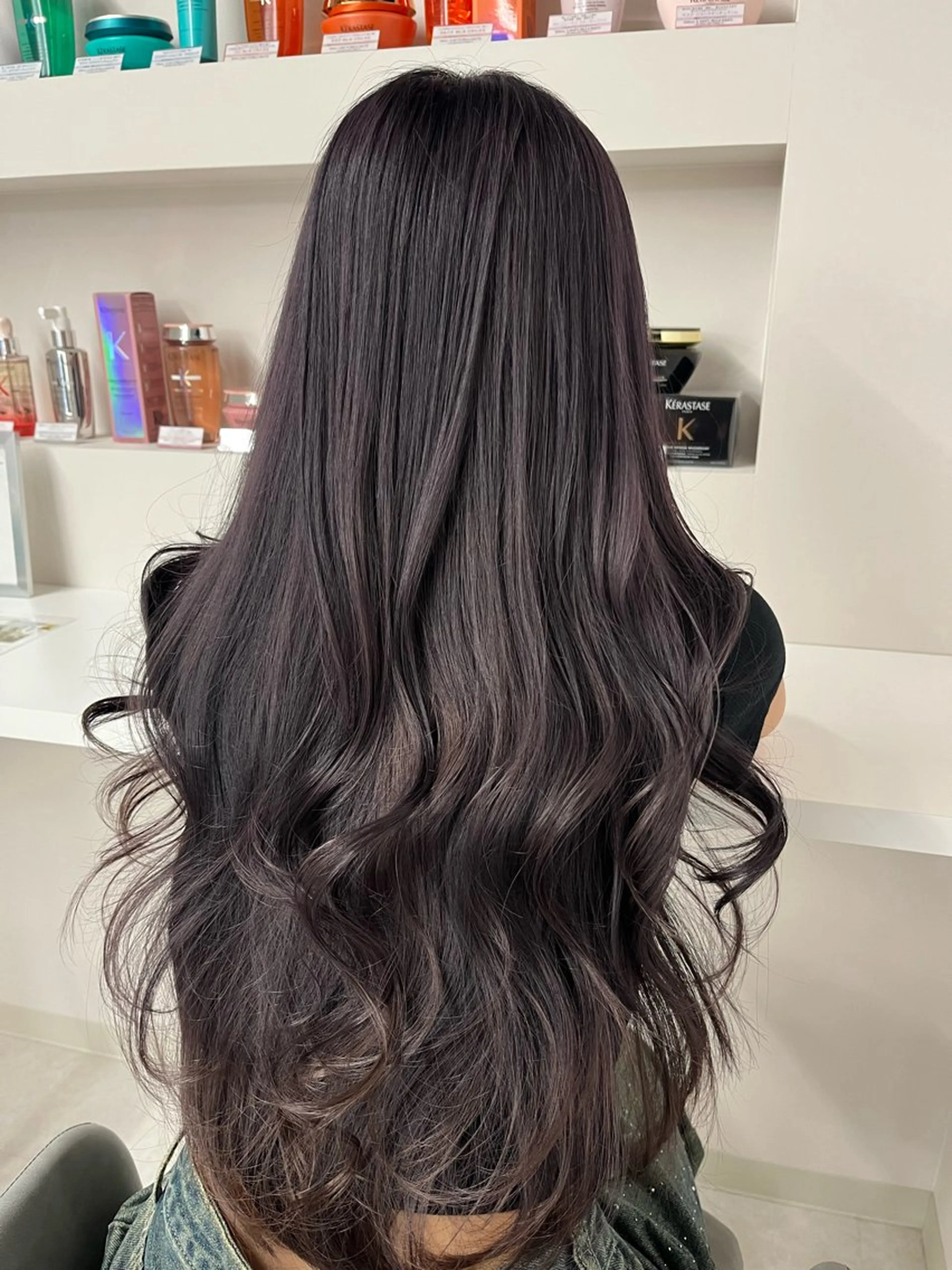 ロング カラー グレージュ ラベンダーカラー ラベンダーグレージュ ラベンダーグレー カット ヘアカラー トリートメント ハイトーン/心斎橋 🌙イツキのヘアスタイル