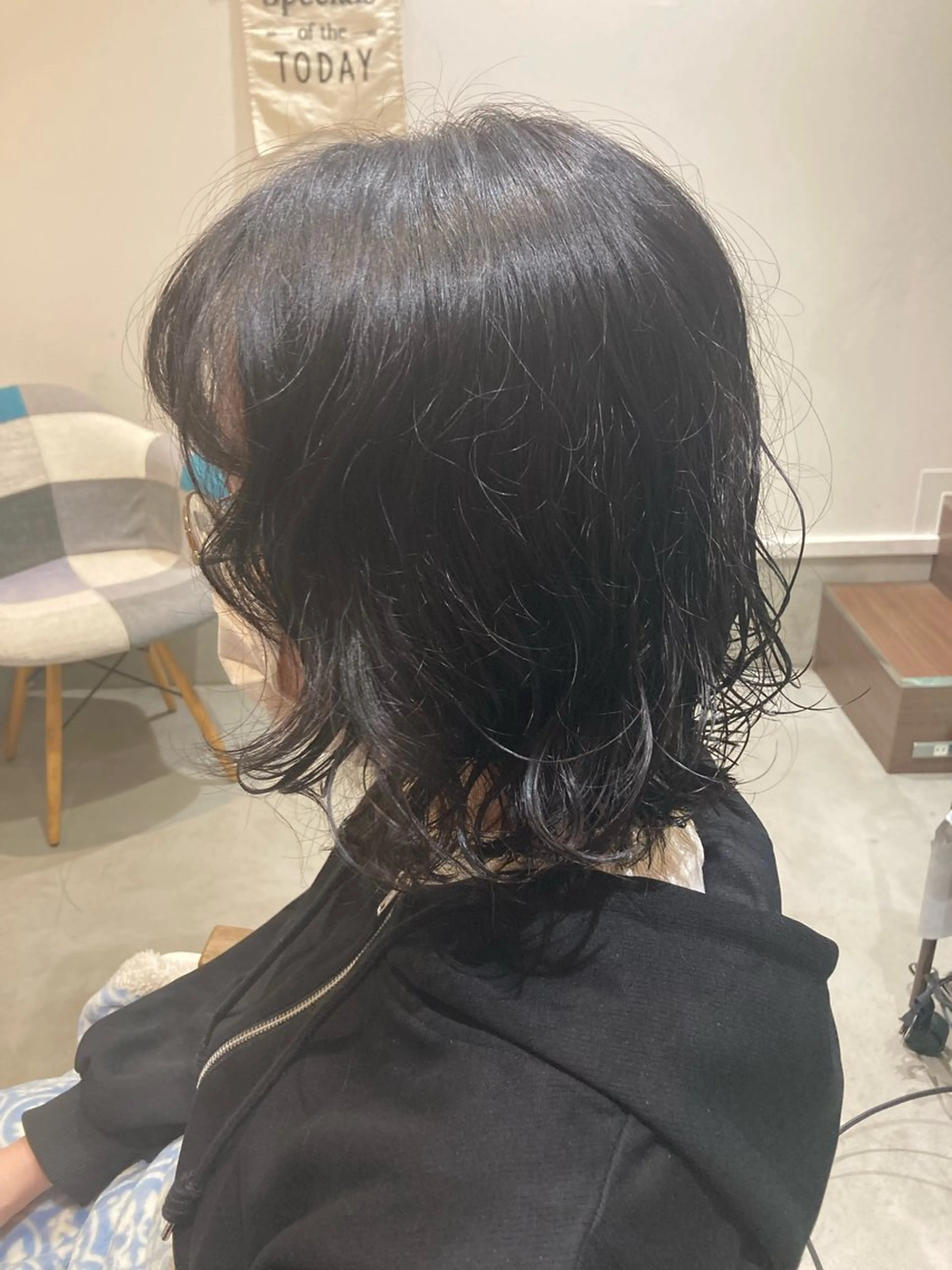 パーマ ボブ 折本 沙織のヘアスタイル