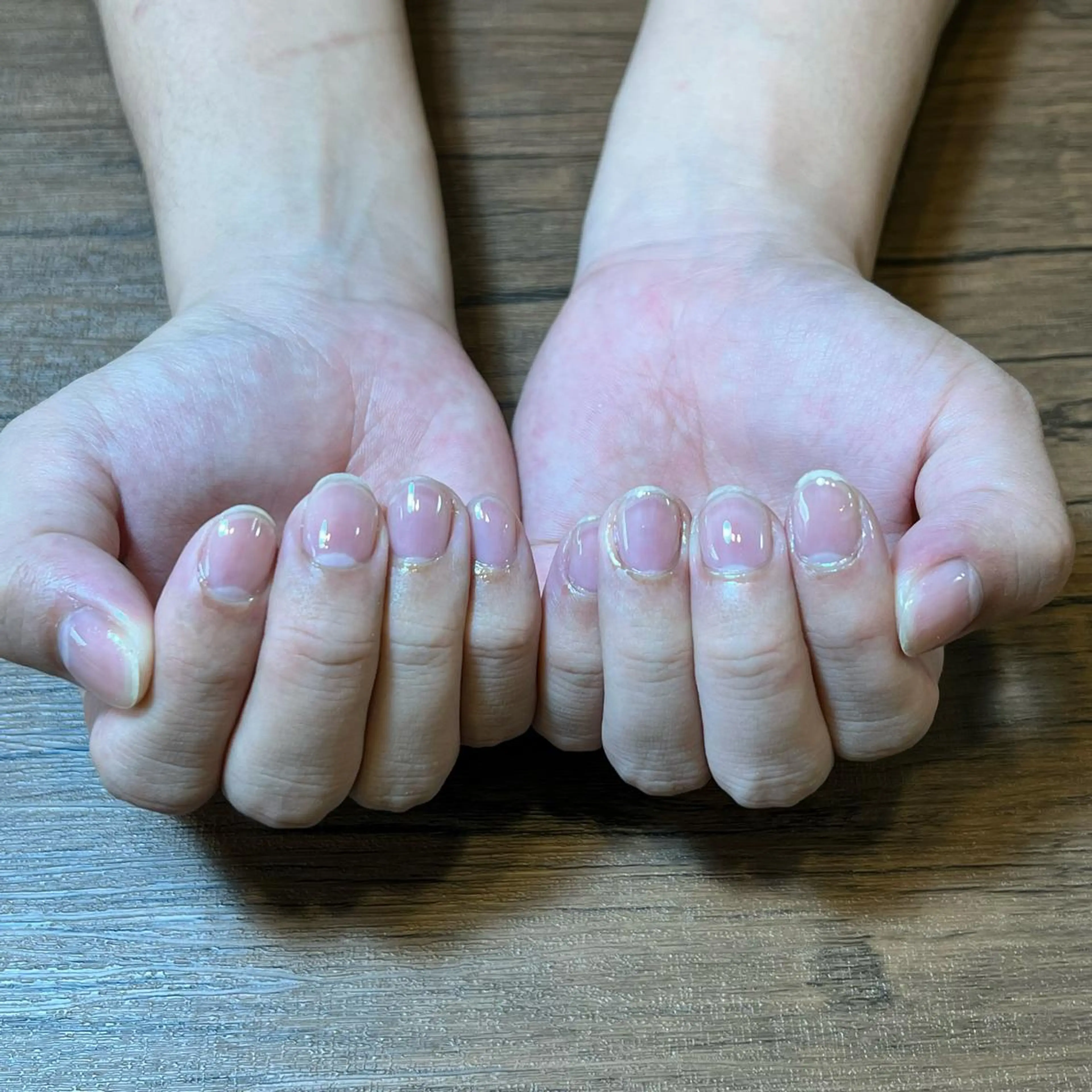 ネイル クリアネイル ジェルネイル HENRIETTA NAILSALONのネイルデザイン