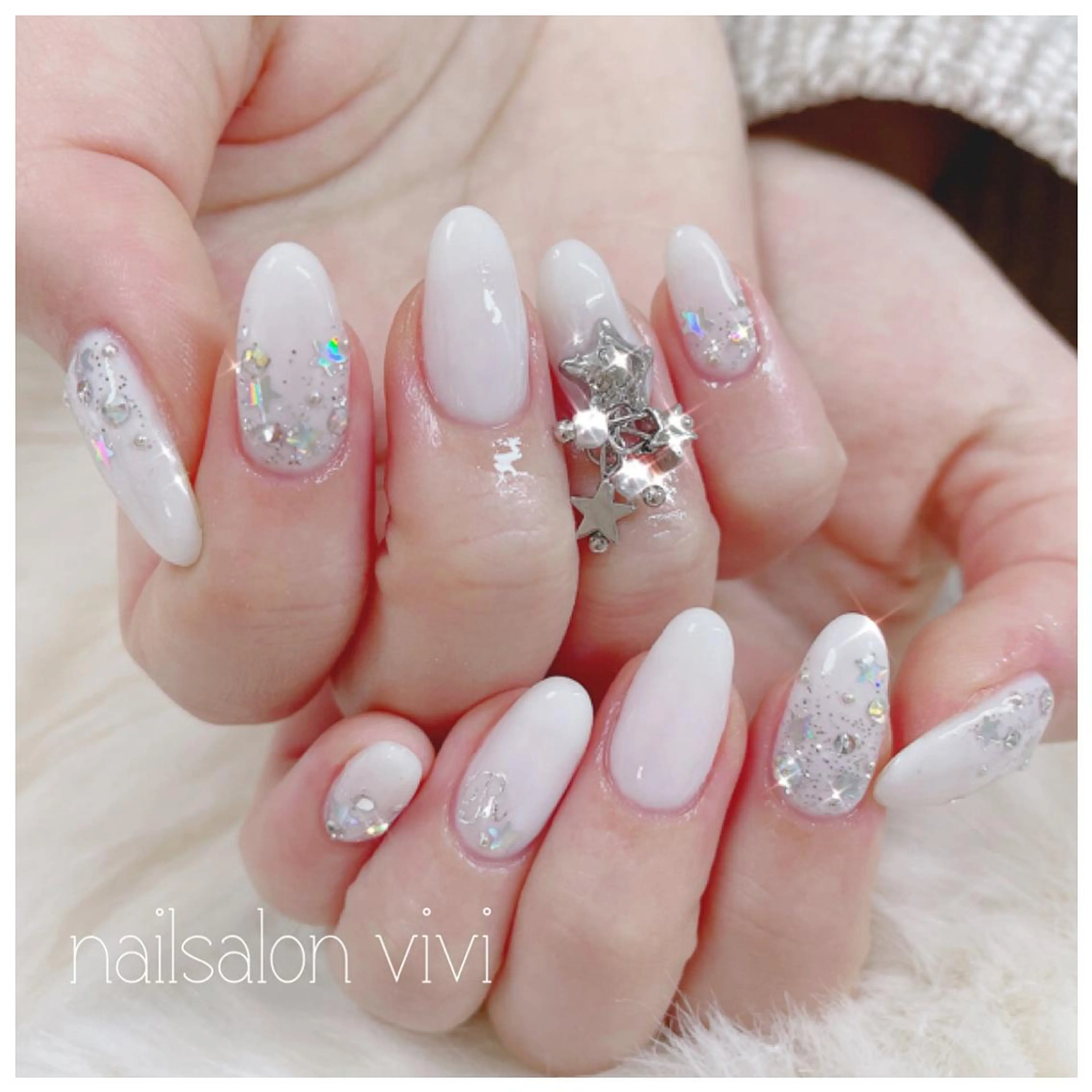 ネイル ＶＩＶＩ nailsalonのネイルデザイン