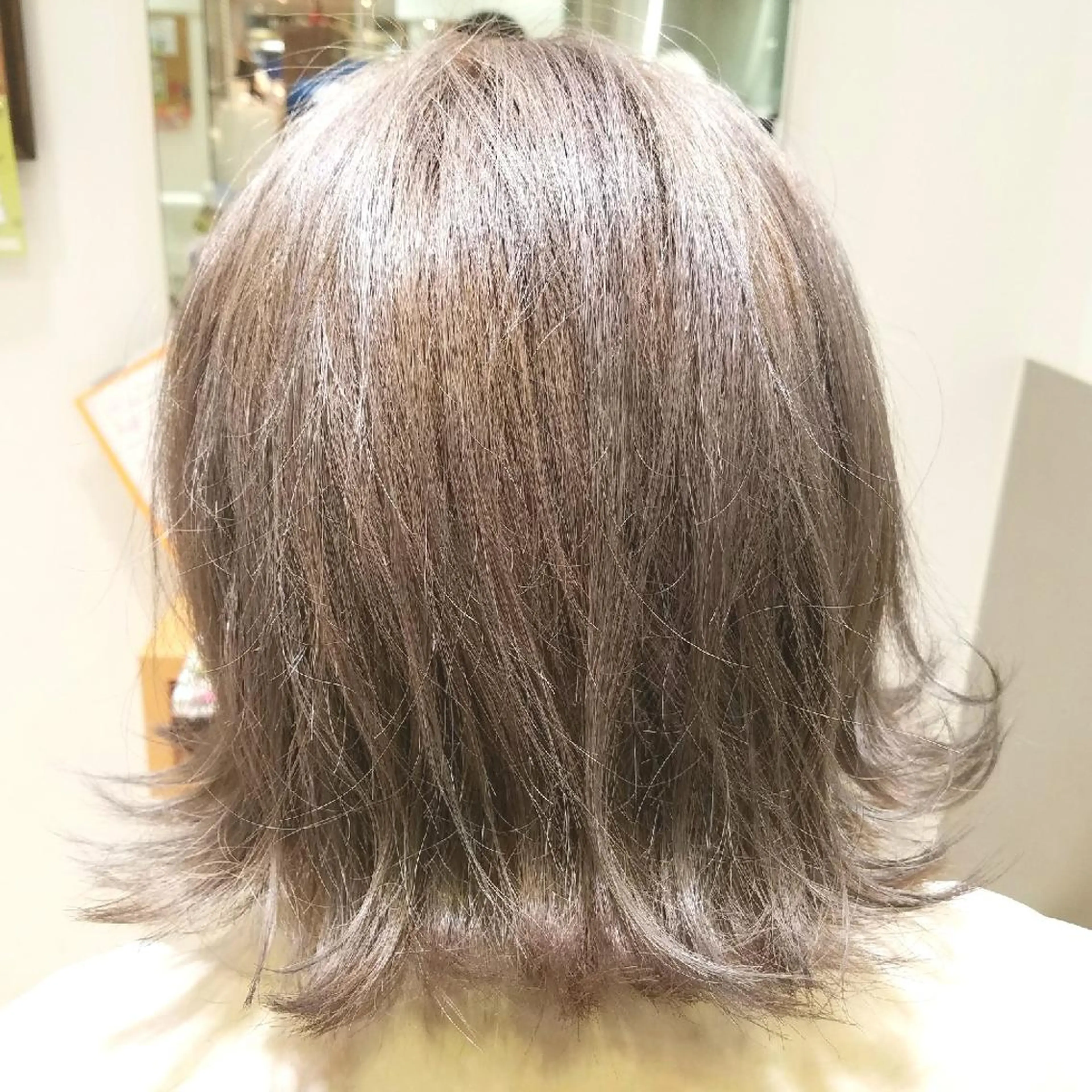 ミディアム カラー グレージュ relish 所属・徳永 健のその他イメージ