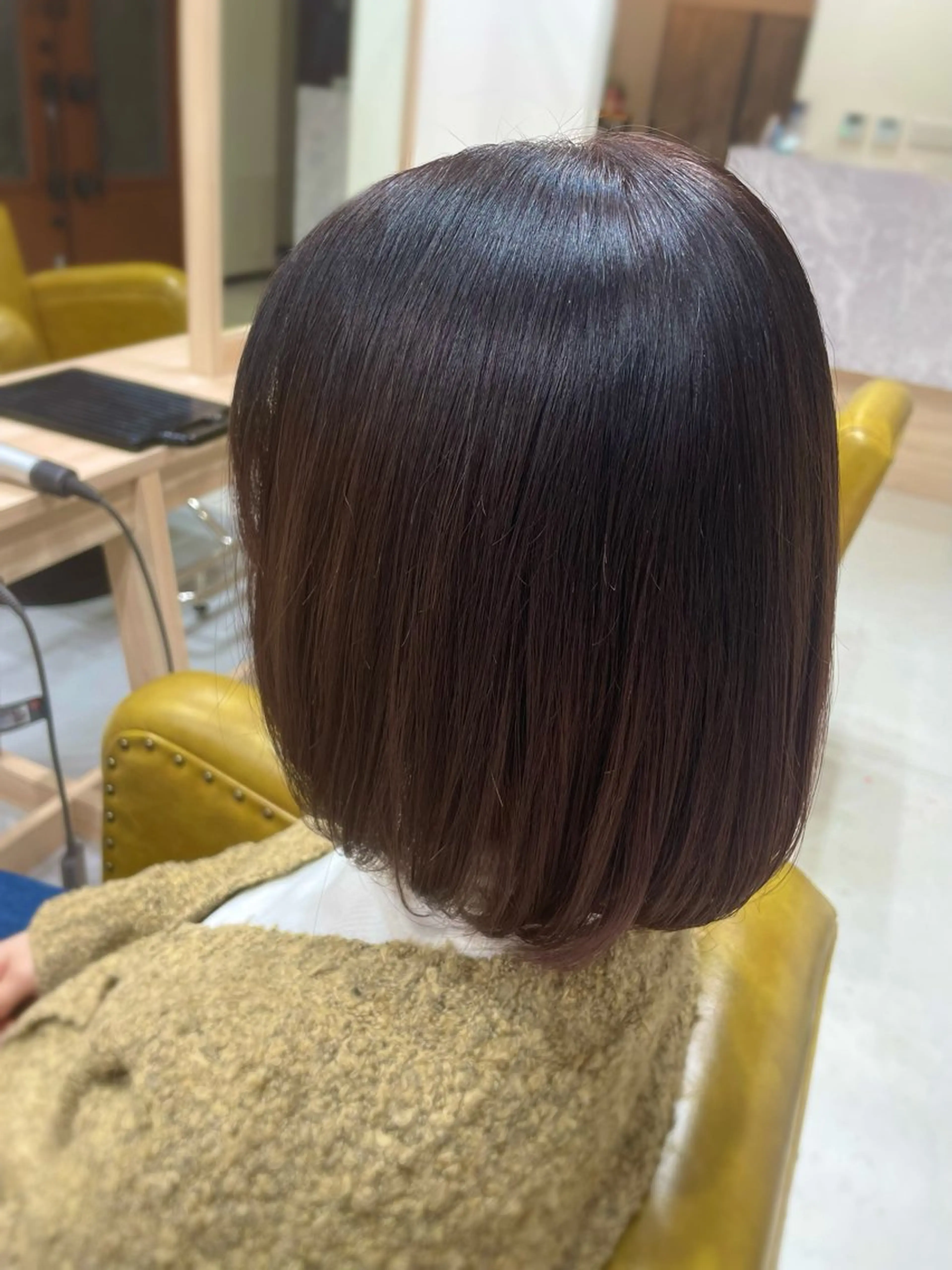 ミディアム カラー 大内 カオリのヘアスタイル