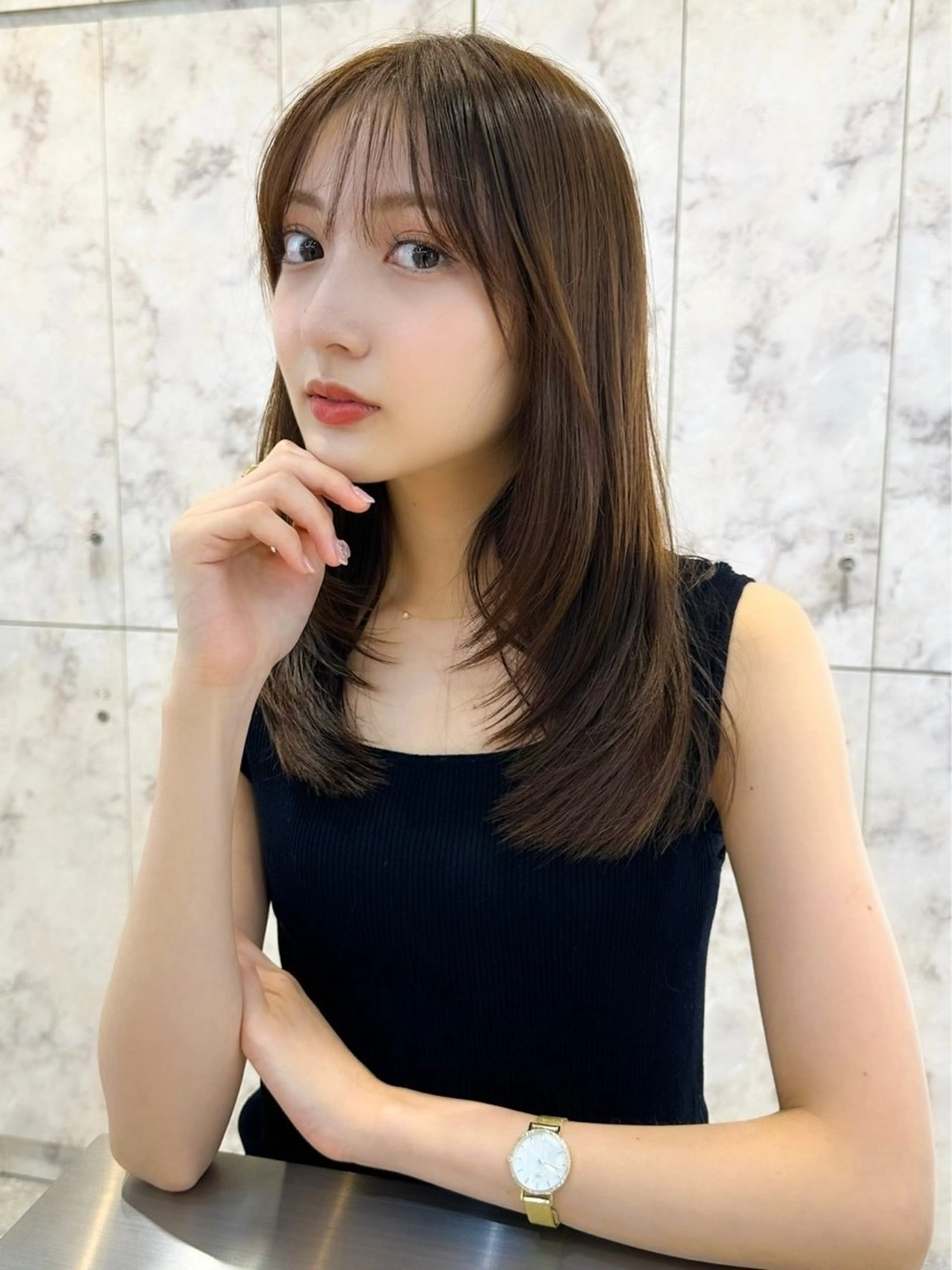 ミディアム カラー ブラウンカラー チョコレートブラウン 透明感カラー グレージュ くびれヘア 🫧韓国ミディアム カット🫧/ナナミのヘアスタイル