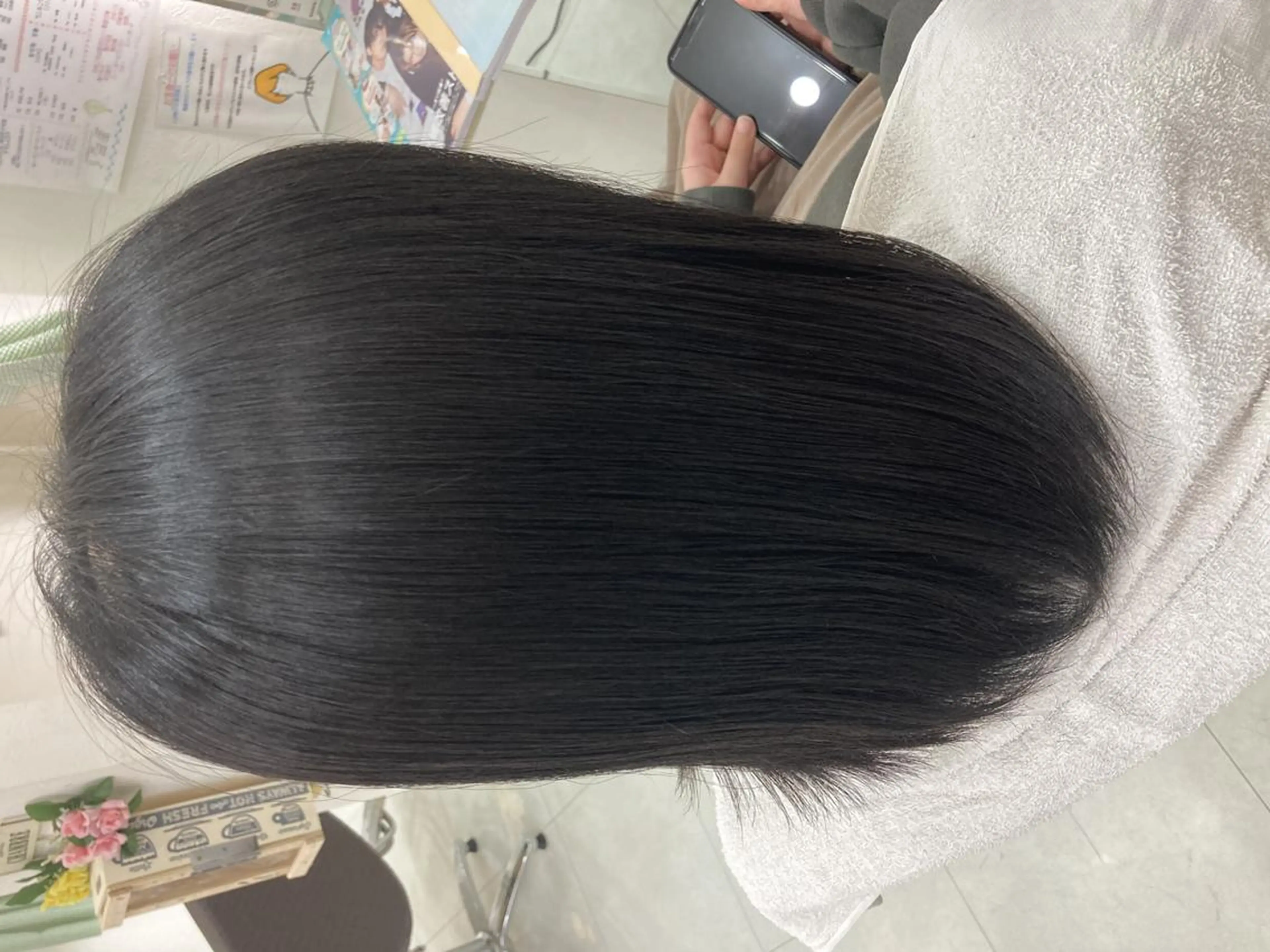 セミロング 縮毛矯正 💐リラジュネス💐 美髪Salon💫のヘアスタイル