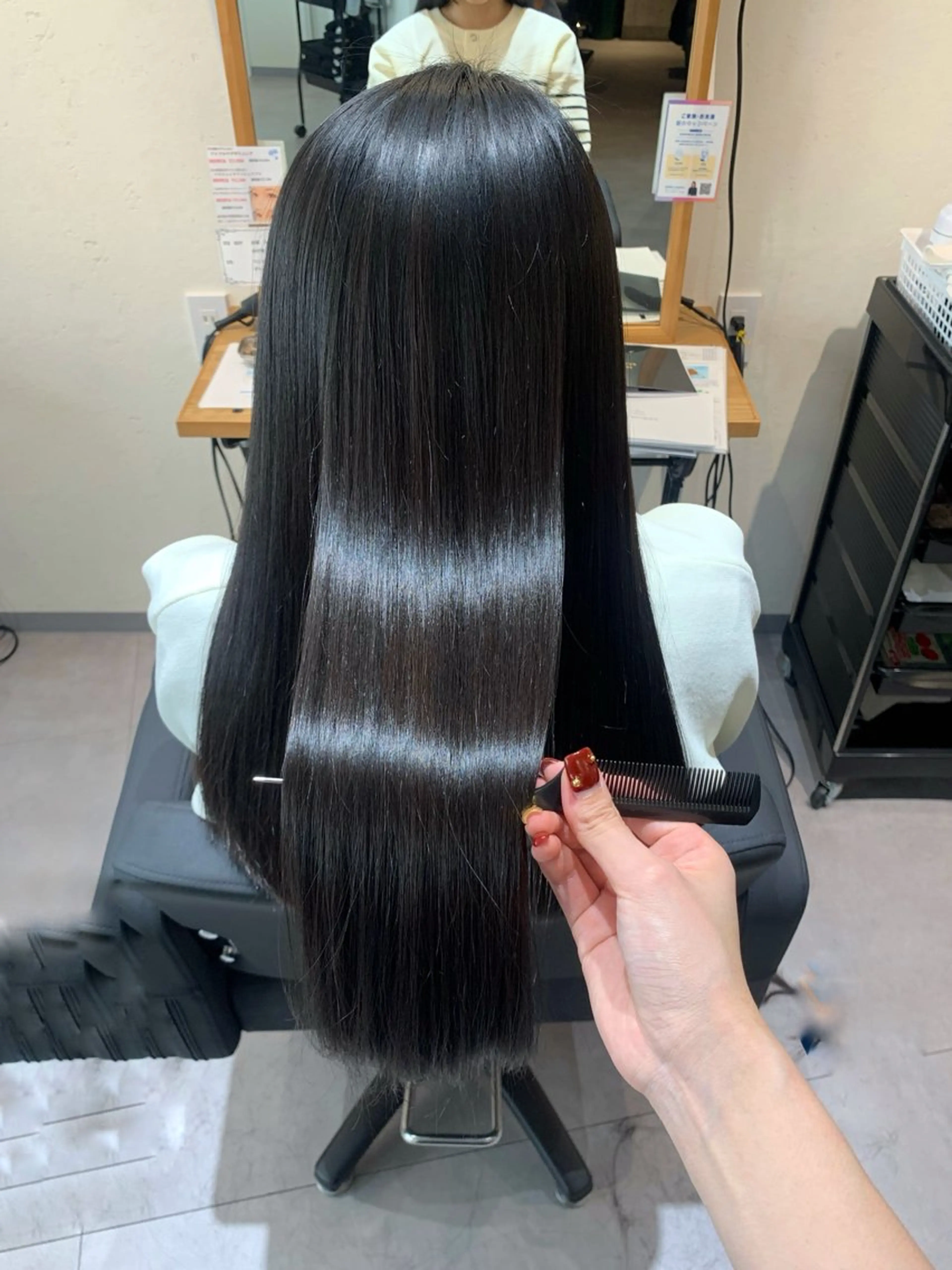 ロング カラー 髪質改善 トリートメント Dears 香芝店所属・関 優希のヘアスタイル