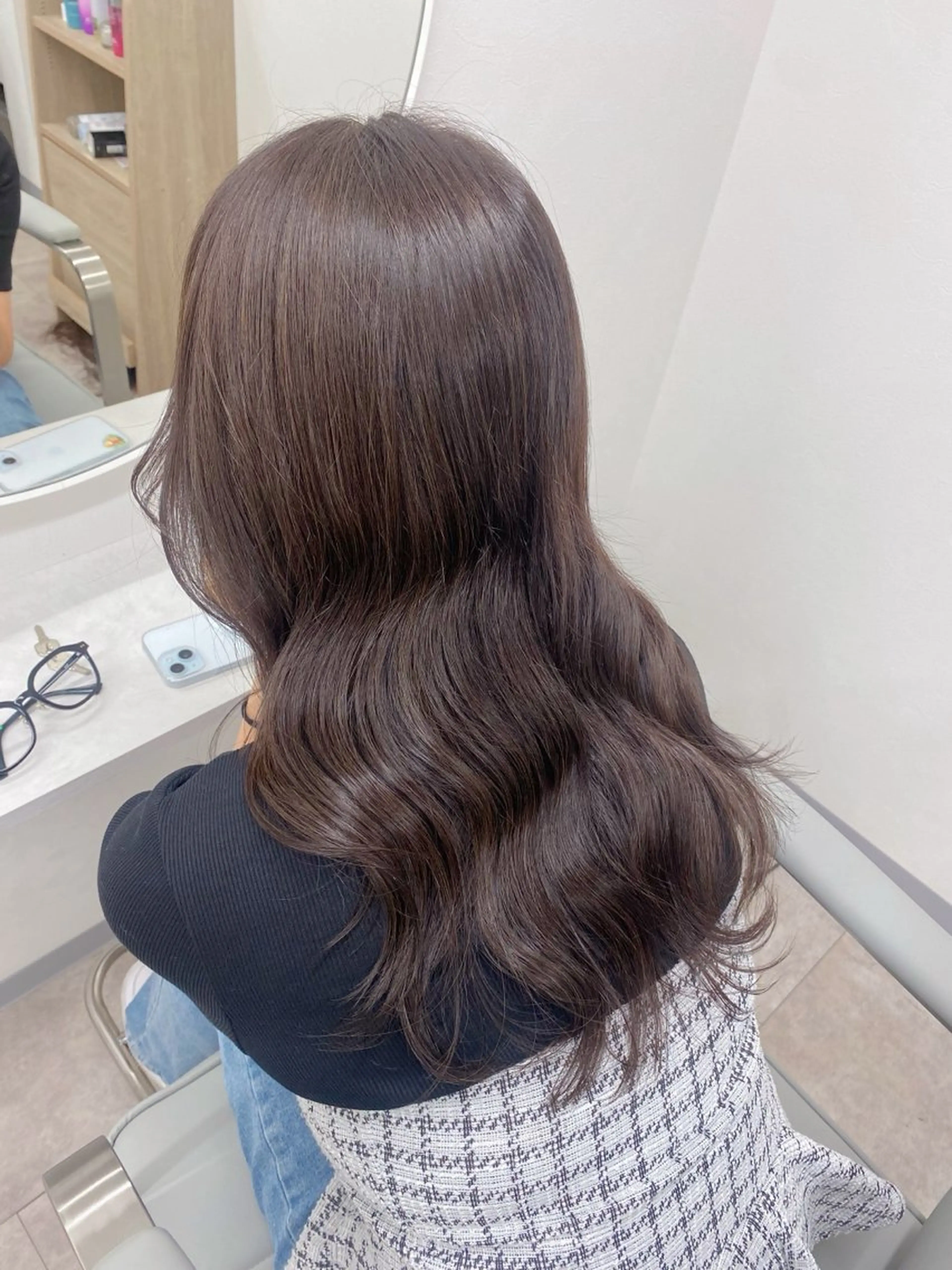 ミディアム カラー Lil by JIL BLAN所属・美髪ヘア💛 TOMOMIのヘアスタイル