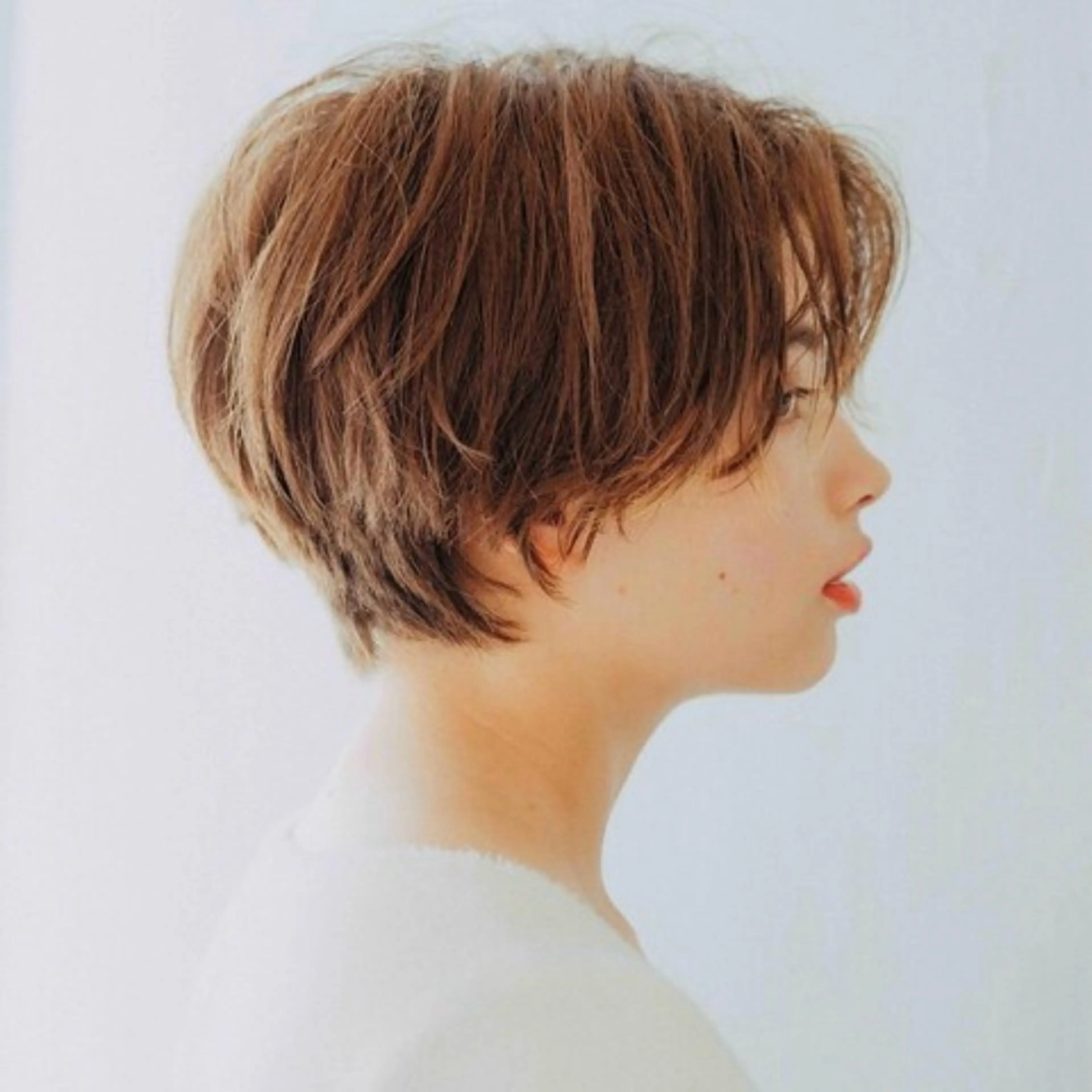 ショート カラー ハイトーン/ボブ/ ハイライト🌱ᩚ涼介のヘアスタイル