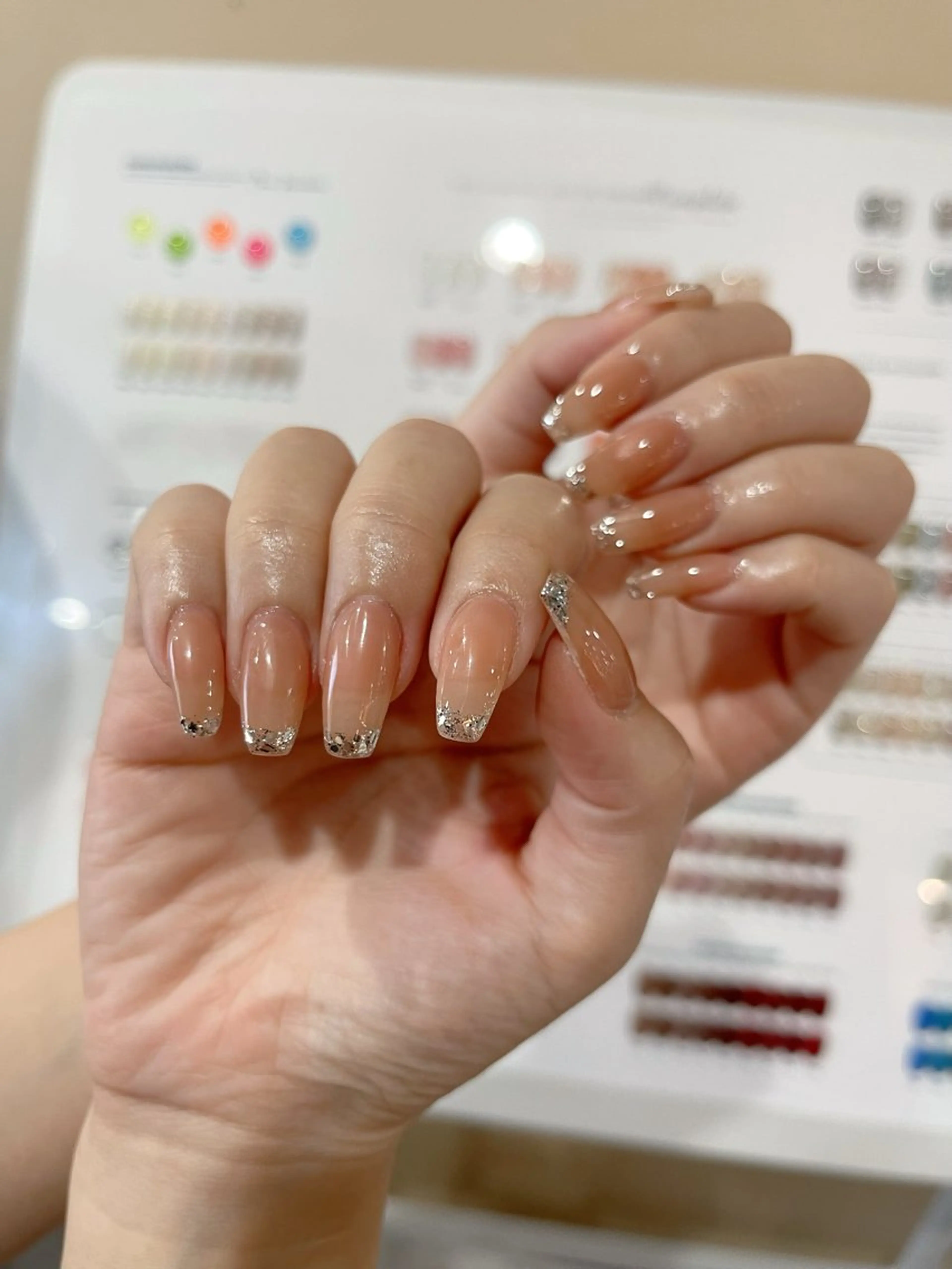 ネイル ハンドネイル MQueen ネイルサロンマルのネイルデザイン