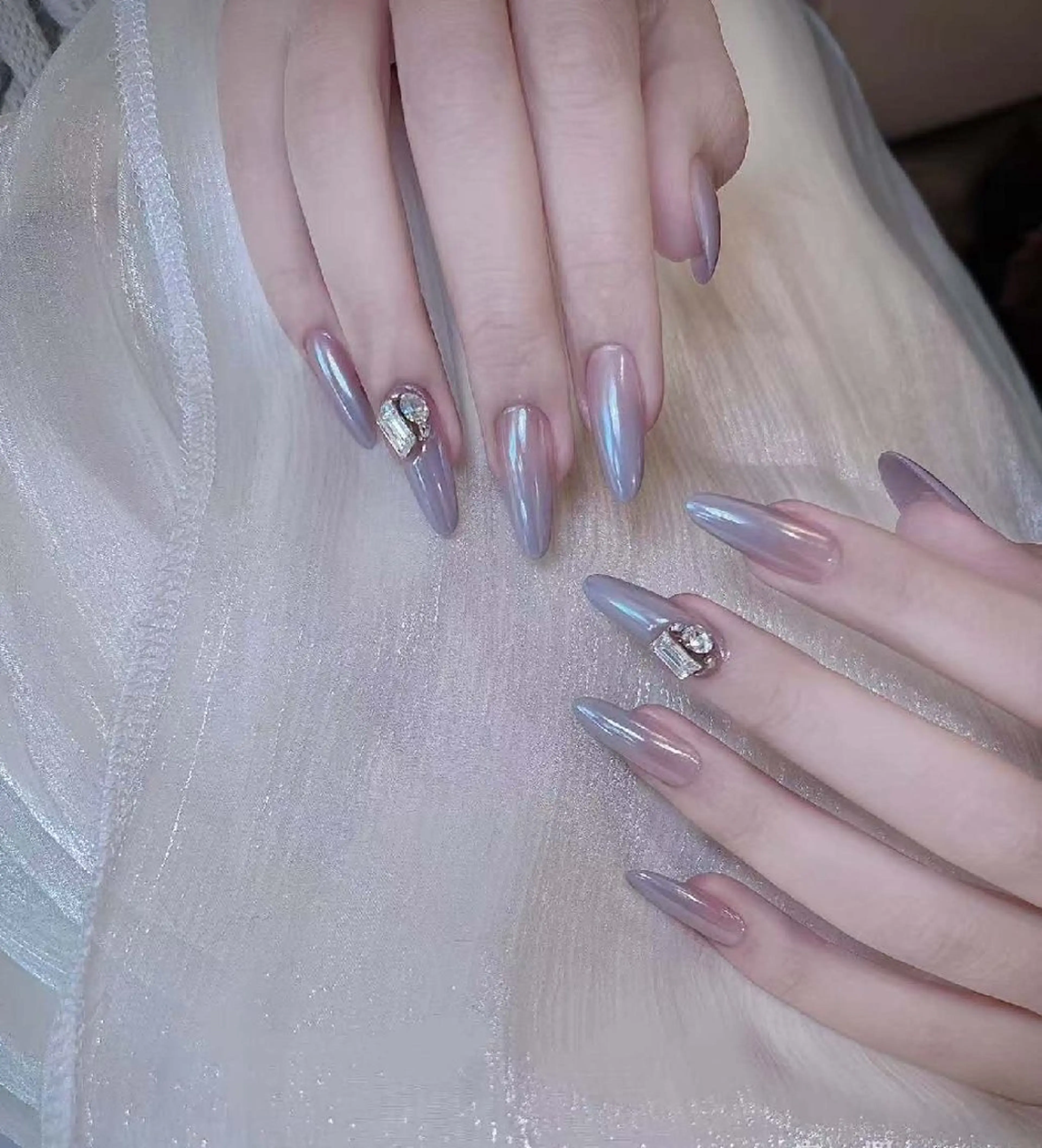 ネイル オーロラネイル フラワーネイル フットネイル フレンチネイル ジェルネイル ハンドネイル Oomiya 服部のネイルデザイン