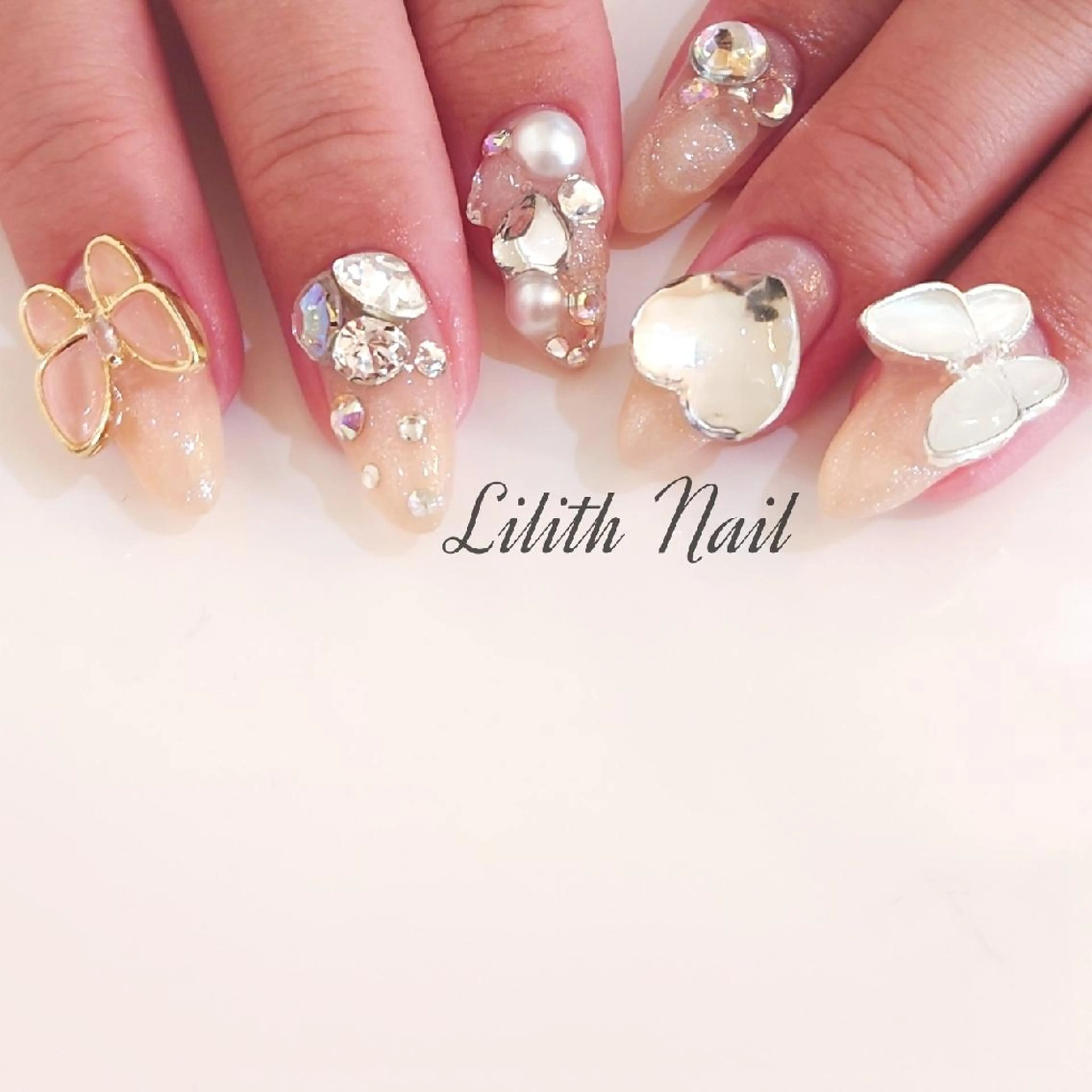 ネイル 持ち込み Lilith Nailのネイルデザイン