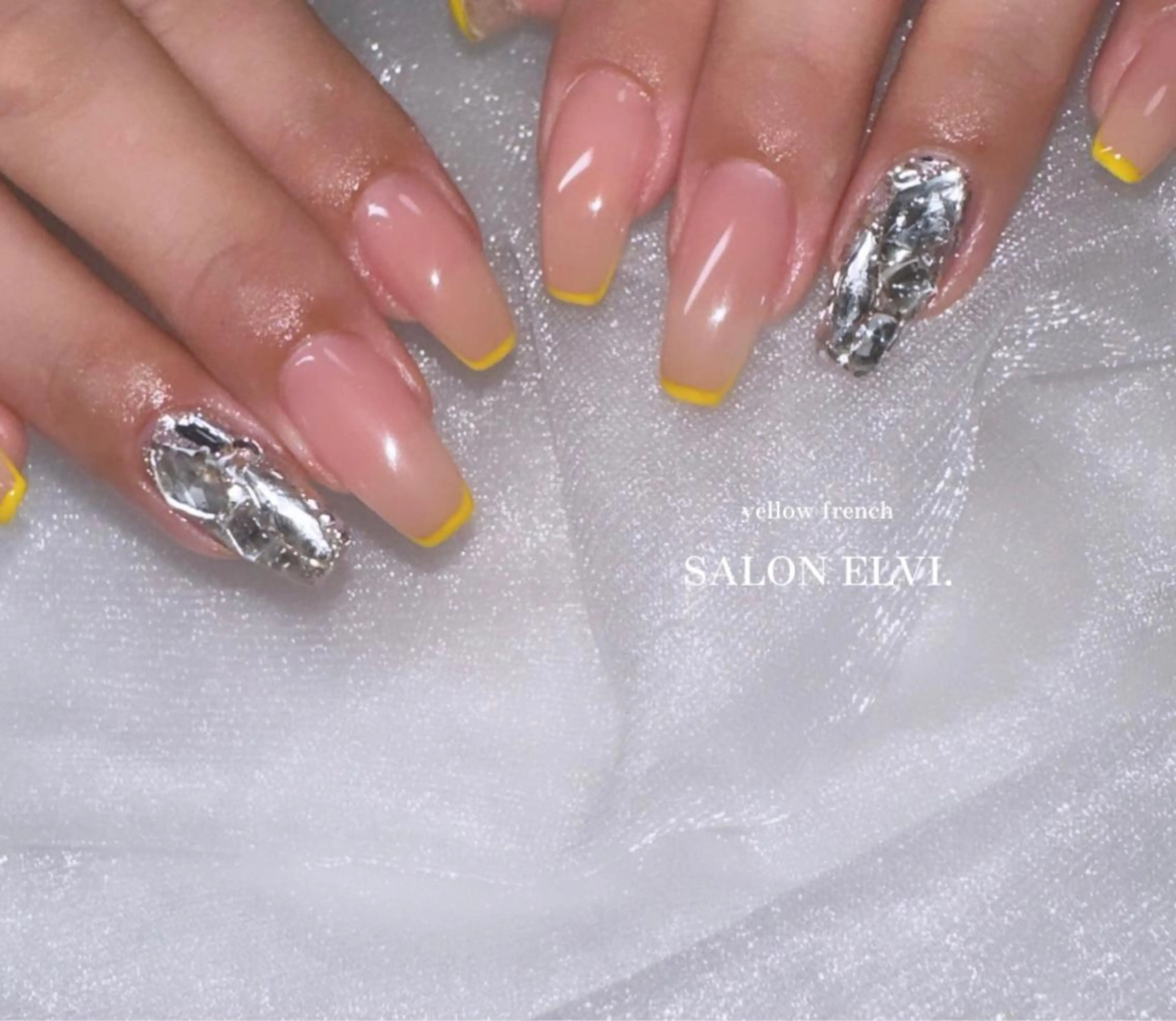 ネイル SALON ELVI.所属・SALON ELVI.のネイルデザイン