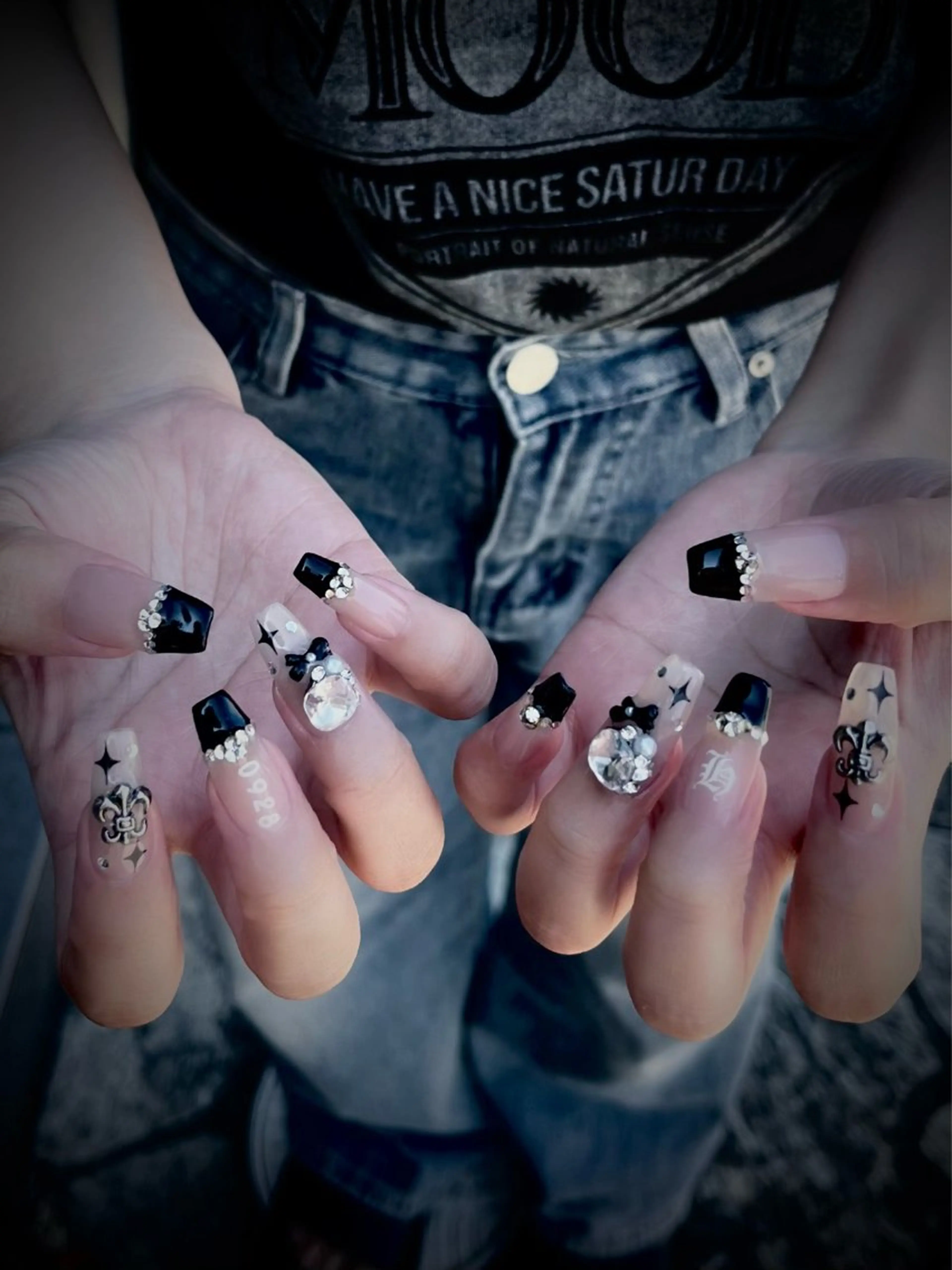 ネイル キラキラネイル マグネットネイル ワンカラーネイル スカルプネイル ワンホンネイル nine.🦋 YUKOのネイルデザイン