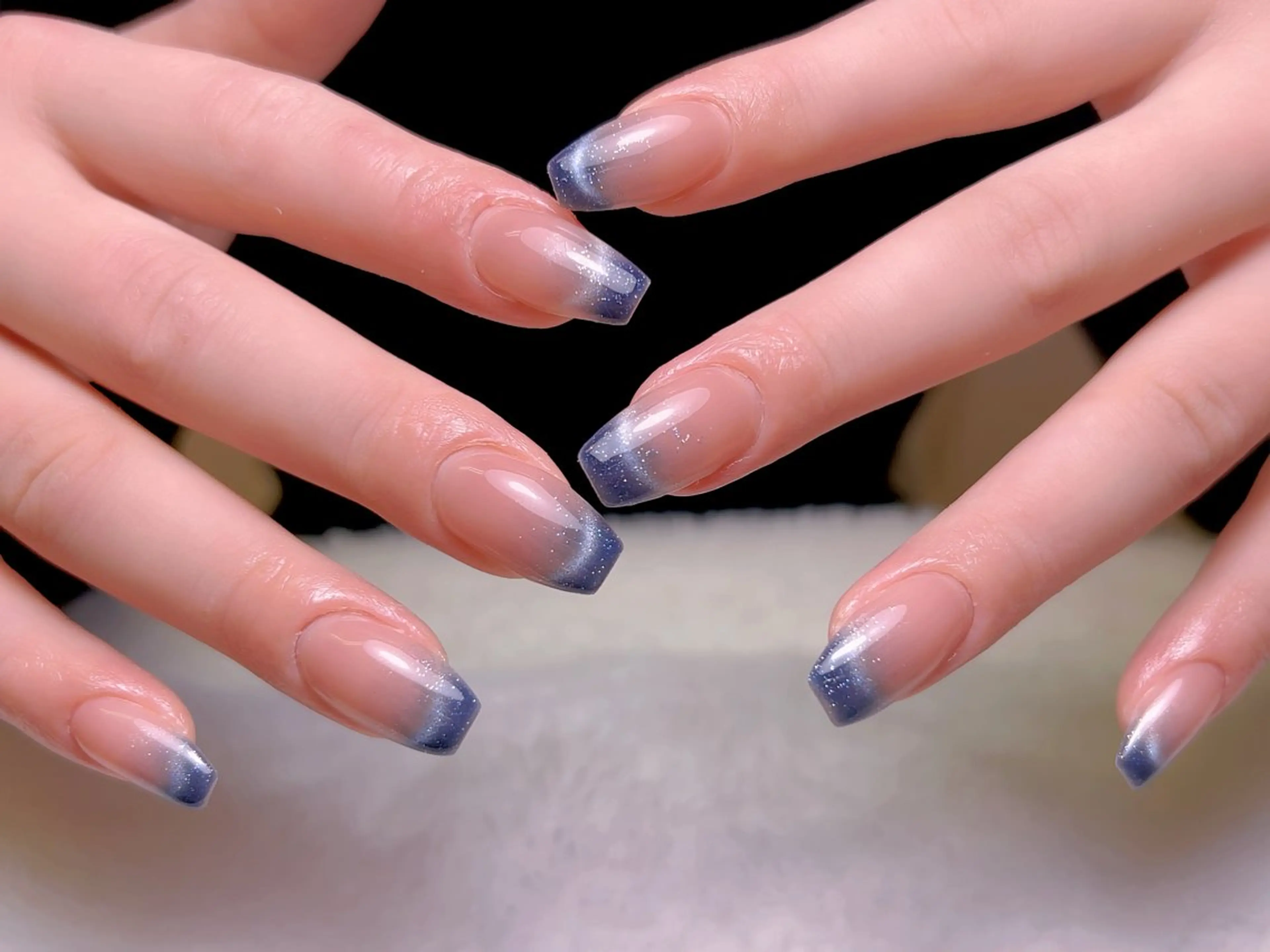 ネイル 長さ出し フレンチネイル マグネットネイル マグネットフレンチ ハンドネイル 【長さ出し】 IRIS NAILのネイルデザイン