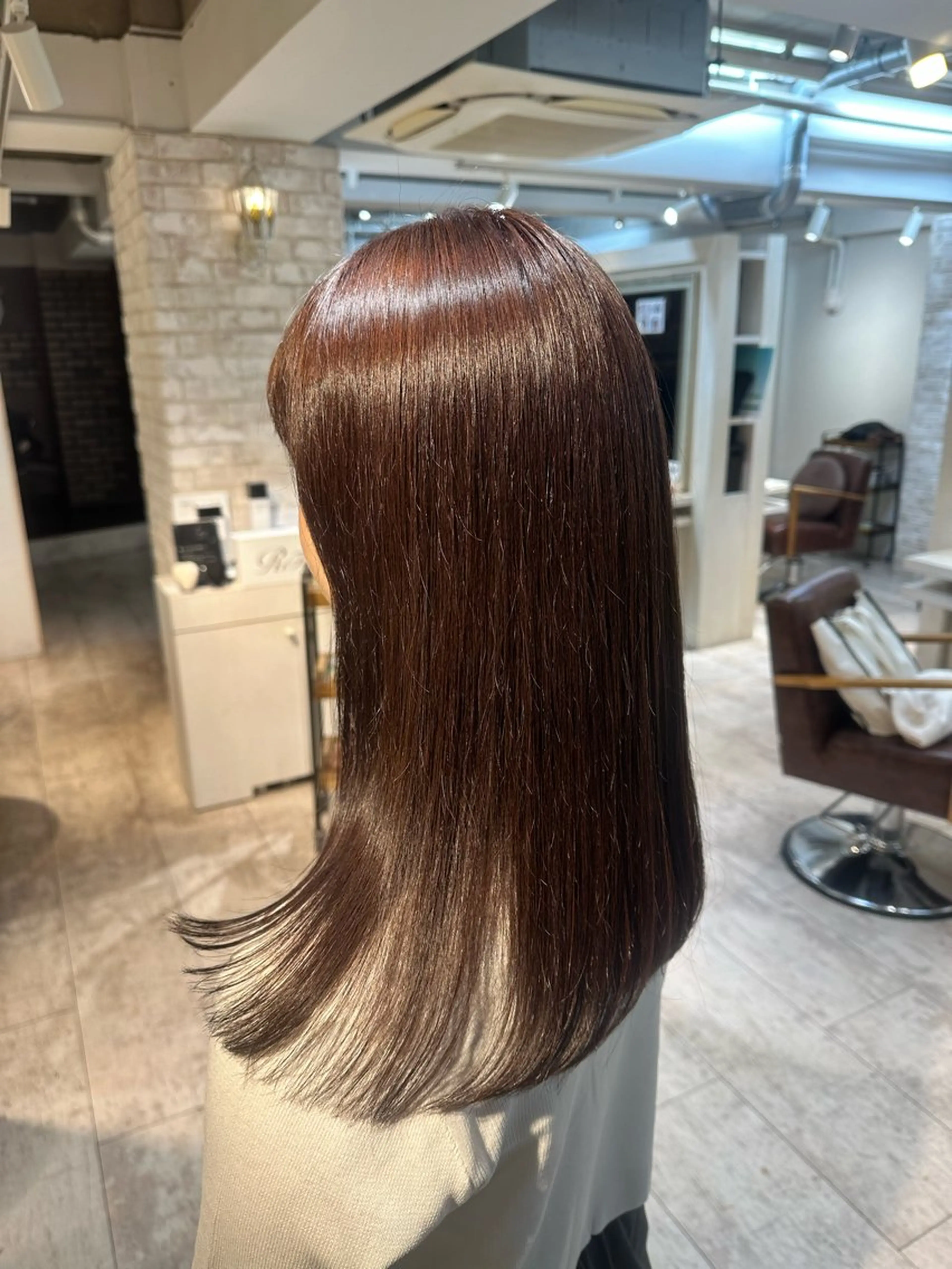 セミロング 髪質改善 トリートメント fiica （フィーカ）所属・金子侑史 /縮毛矯正の人のヘアスタイル