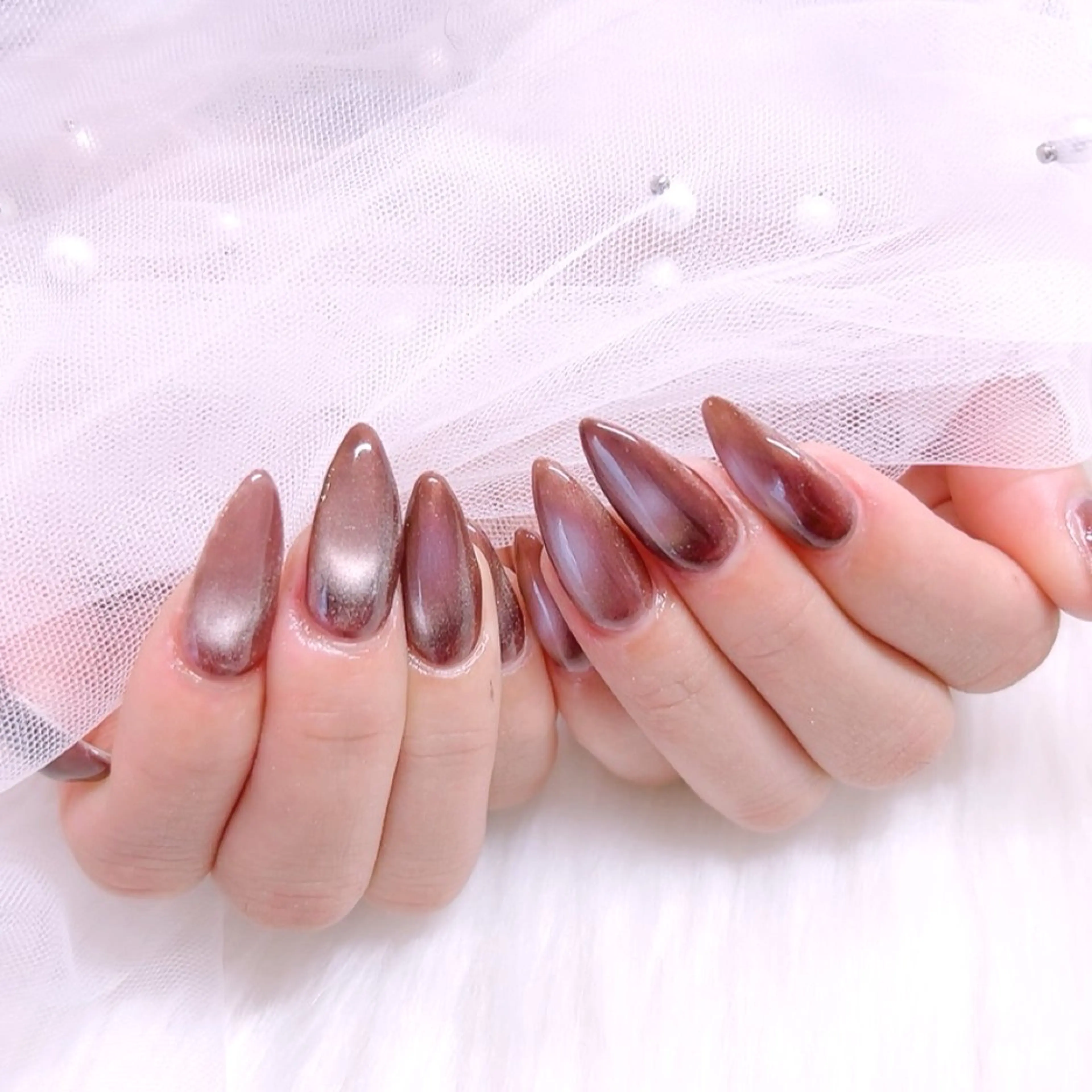 ネイル マグネットネイル ハンドネイル Charlie所属・Charlie 🖤のネイルデザイン