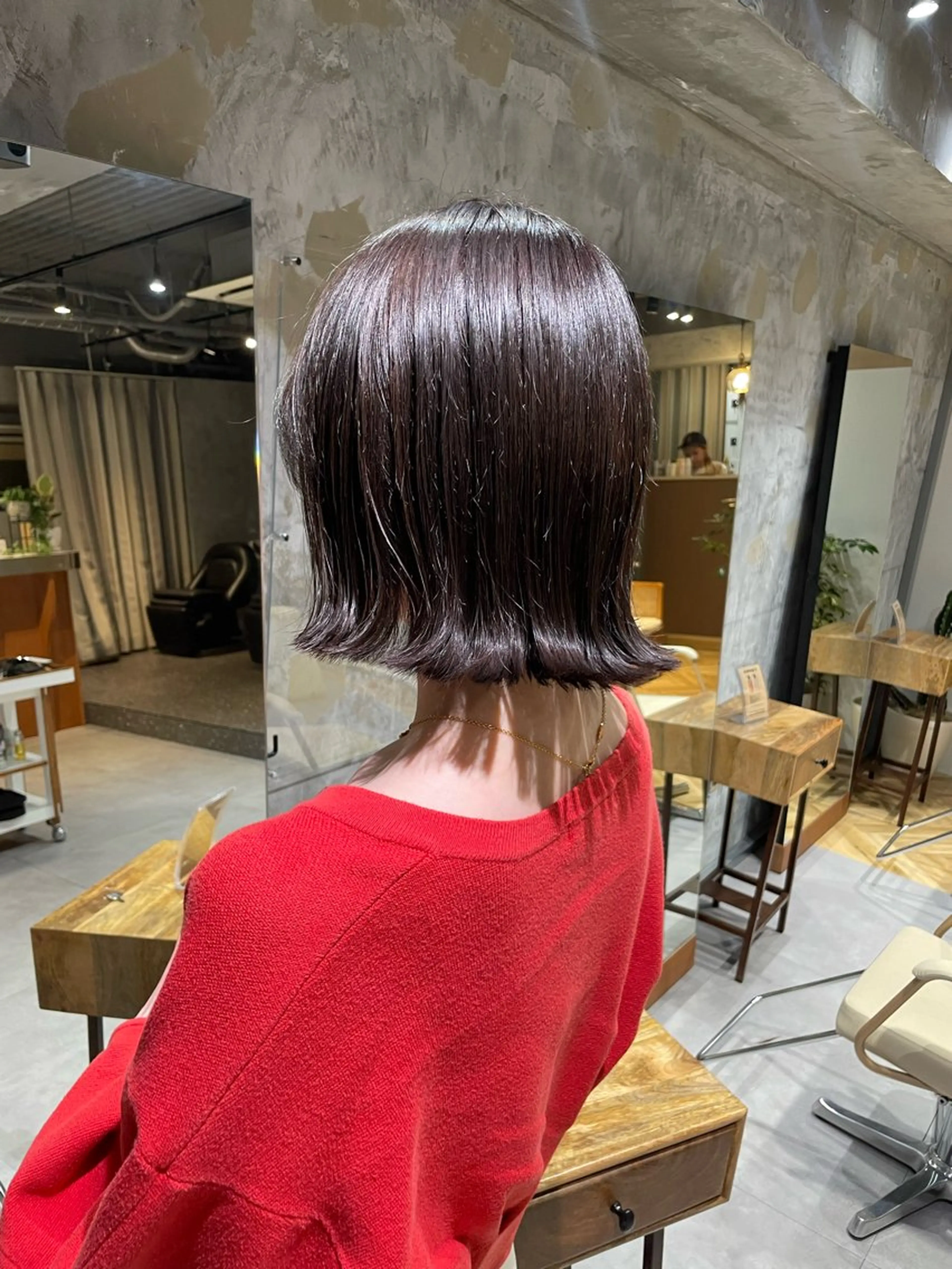 ショート カラー ヘアカラー かわにし ひなた🐰のヘアスタイル