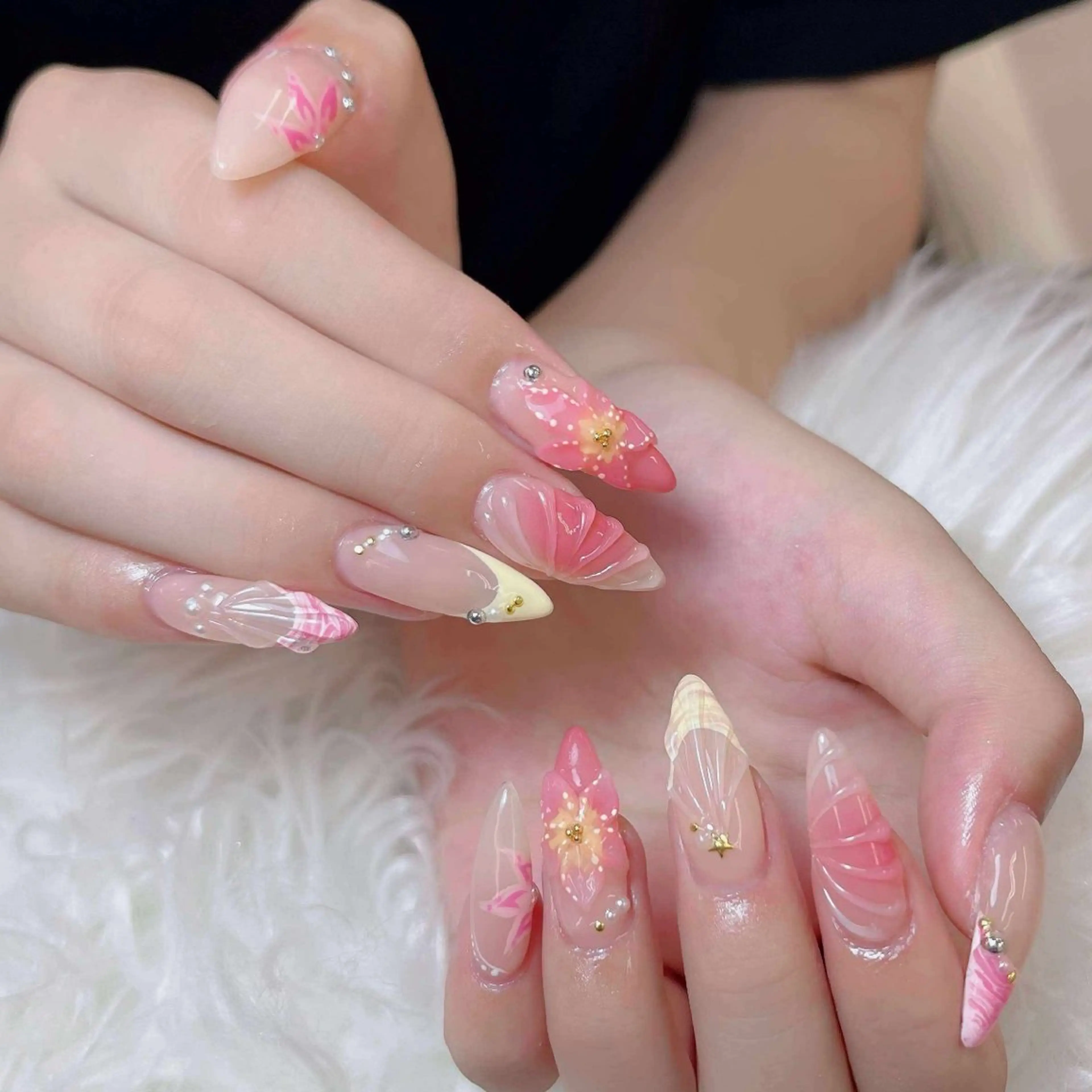 ネイル ハンドネイル ANH NAIL ゴテゴテ専門店💎のネイルデザイン
