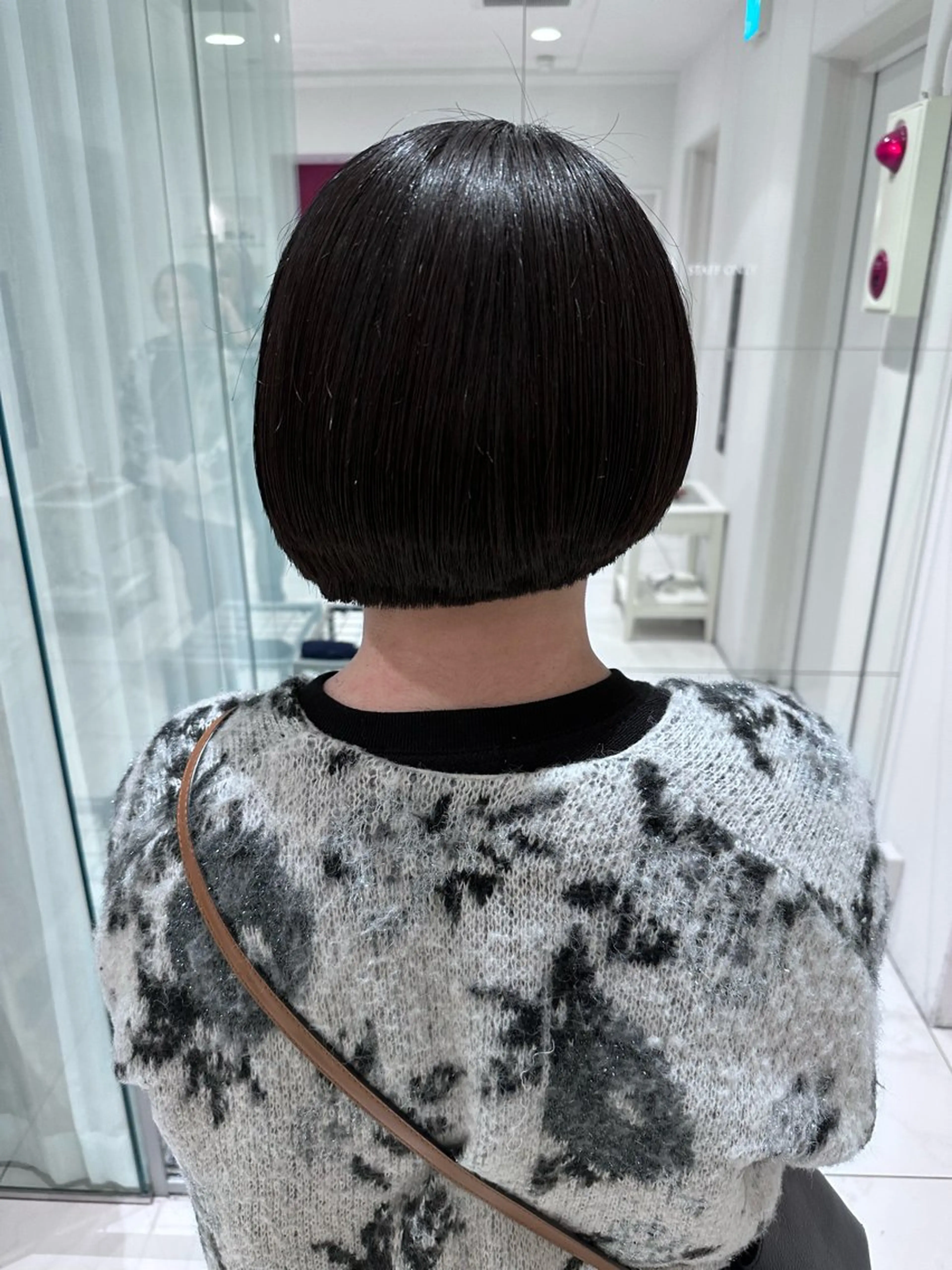 ショート 半田 陽菜のヘアスタイル