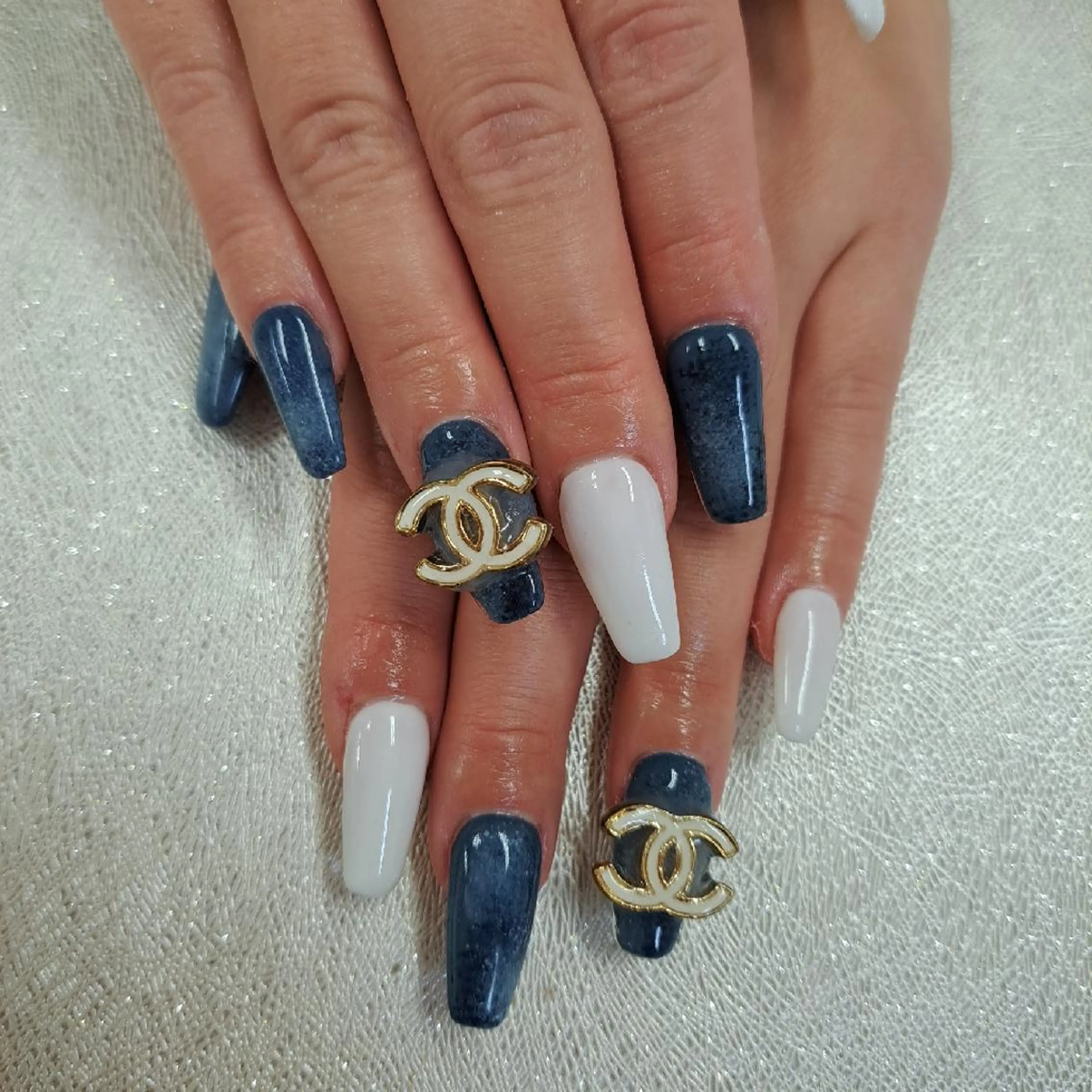 ネイル アートネイル ジェルネイル 持ち込み ニュアンスネイル パラジェル 河野ちえ (雑誌掲載サロン)のネイルデザイン